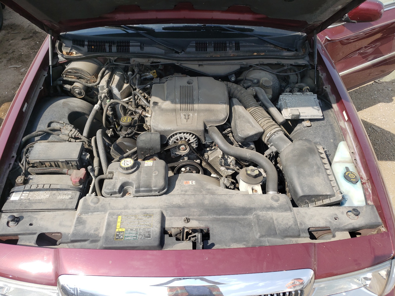 Photo 7 from auction – 2005 MERCURY GRAND MARQ with VIN 2MEFM75W35X609398