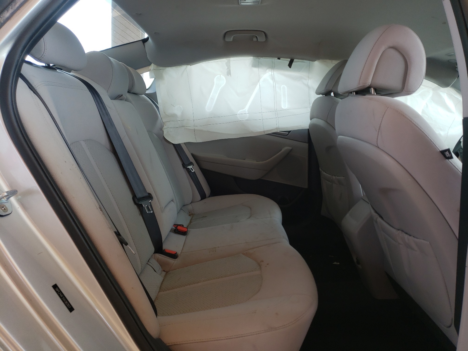 Photo 6 from auction – 2016 HYUNDAI SONATA SE with VIN 5NPE24AF2GH382927