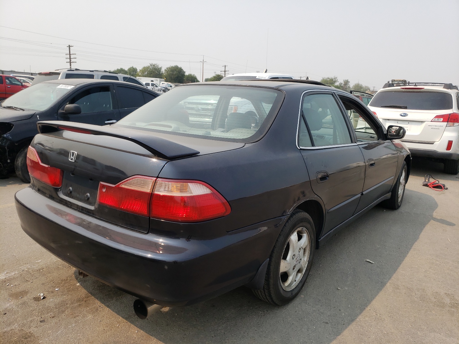Photo 4 from auction – 2000 HONDA ACCORD EX with VIN 1HGCG5560YA090700