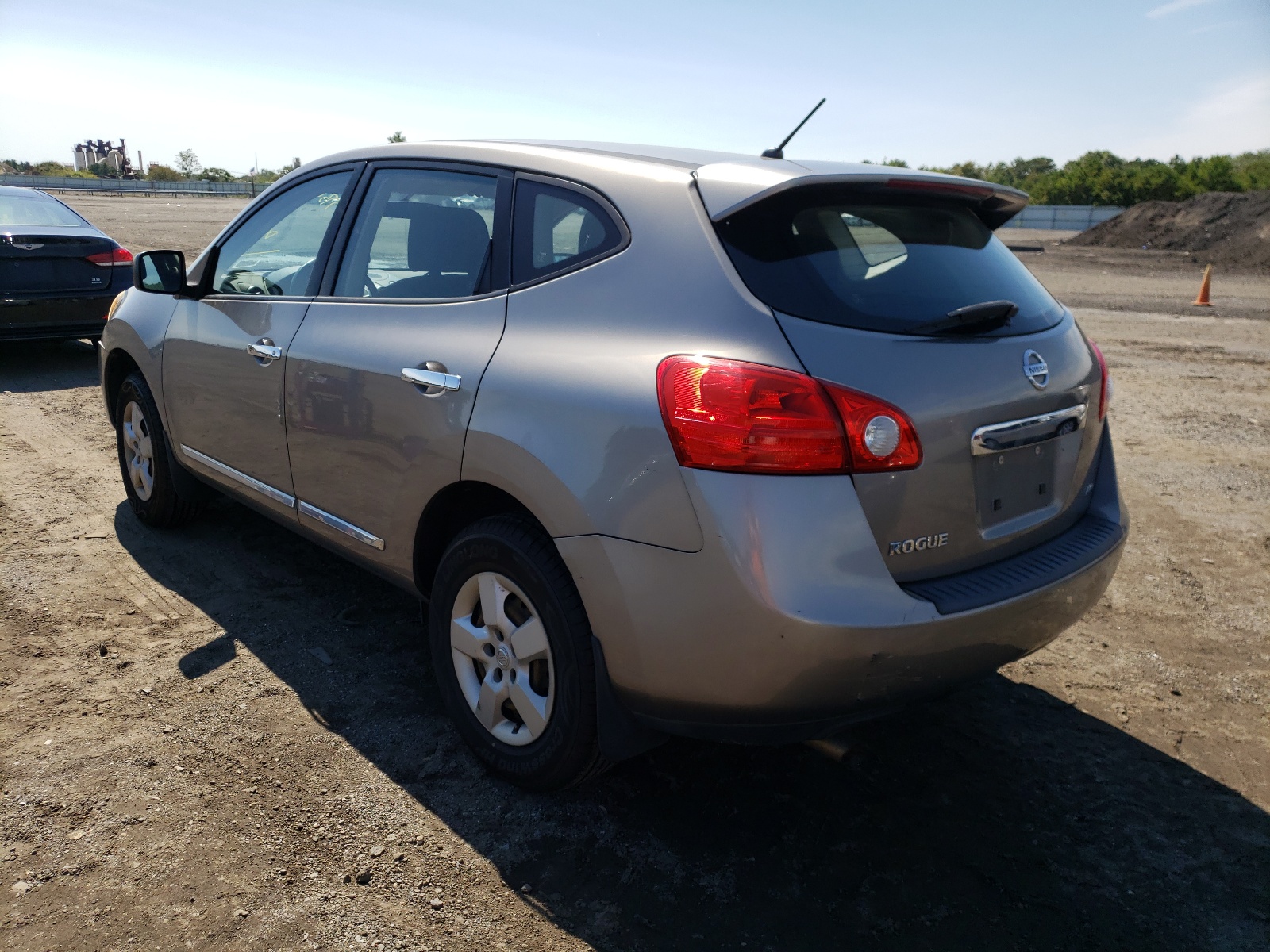 Photo 3 from auction – 2011 NISSAN ROGUE with VIN JN8AS5MV5BW255345