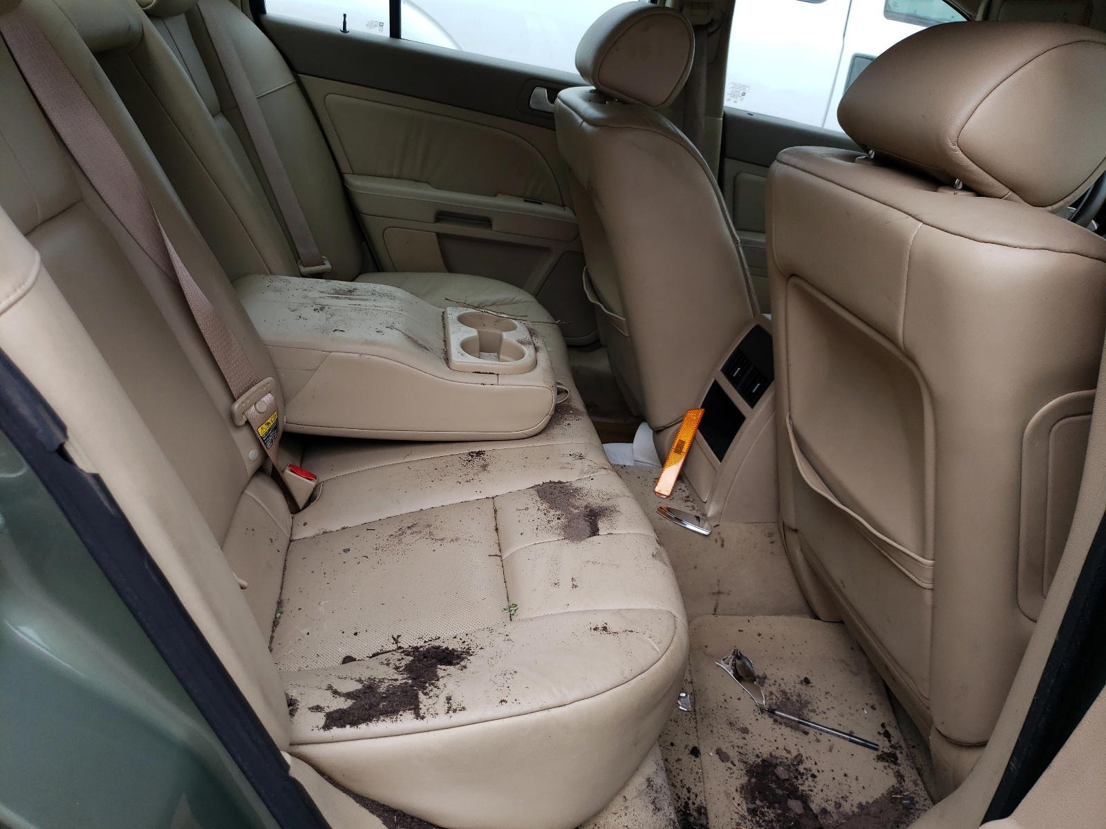 Photo 6 from auction – 2005 CADILLAC STS with VIN 1G6DW677250200944
