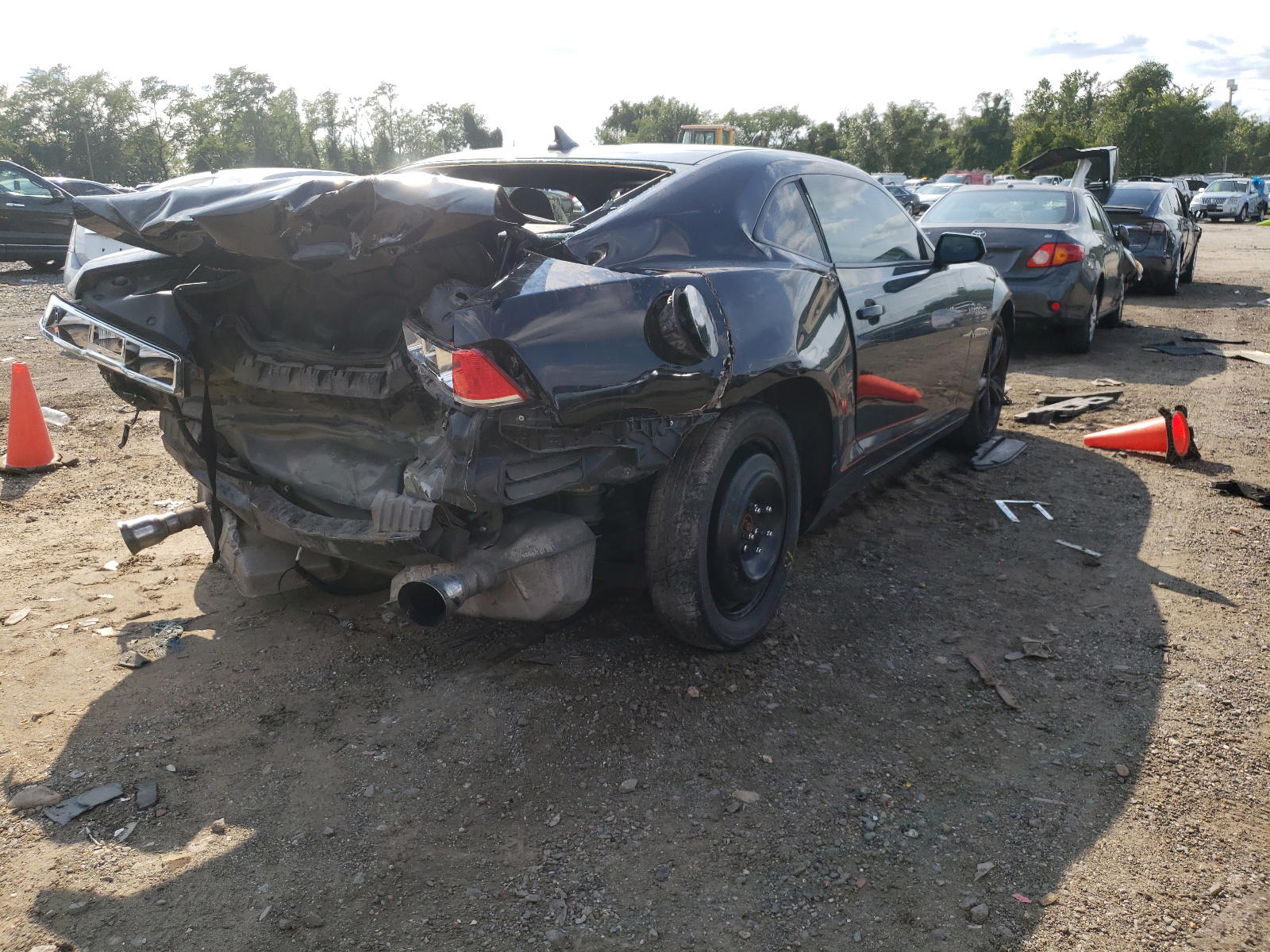 Photo 4 from auction – 2014 CHEVROLET CAMARO LS with VIN 2G1FE1E32E9229712