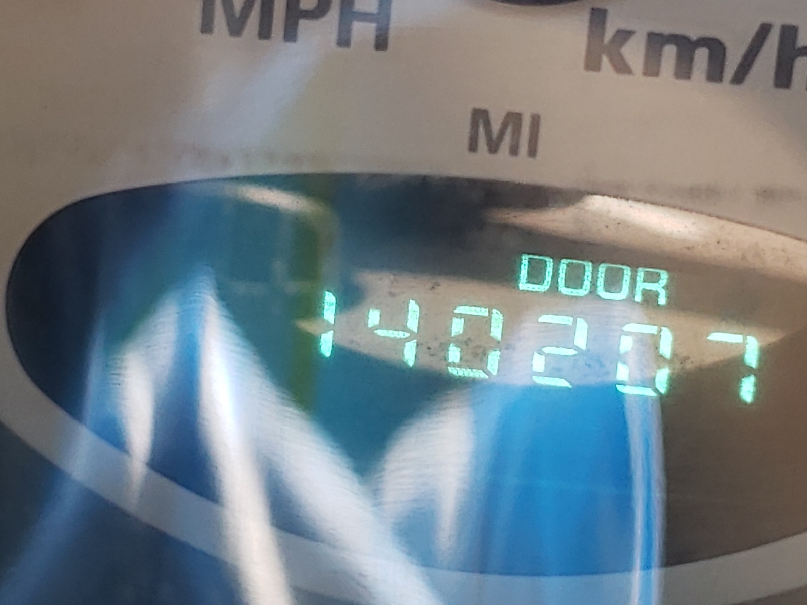 صورة رقم 8 من المزاد - 2001 CHRYSLER PT CRUISER مع VIN 3C4FY4BB11T570229