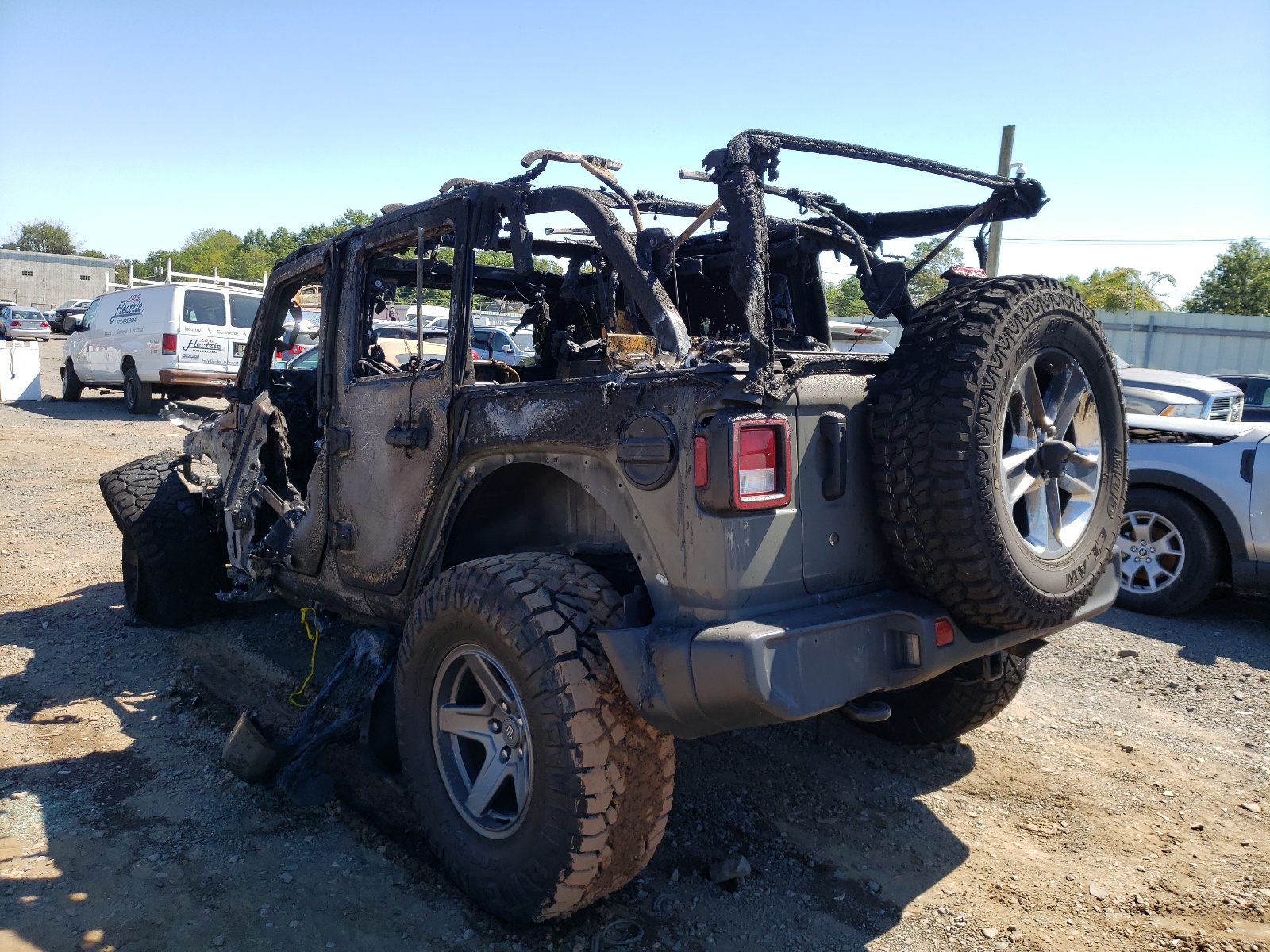 Photo 3 from auction – 2018 JEEP WRANGLER U with VIN 1C4HJXEN2JW251145
