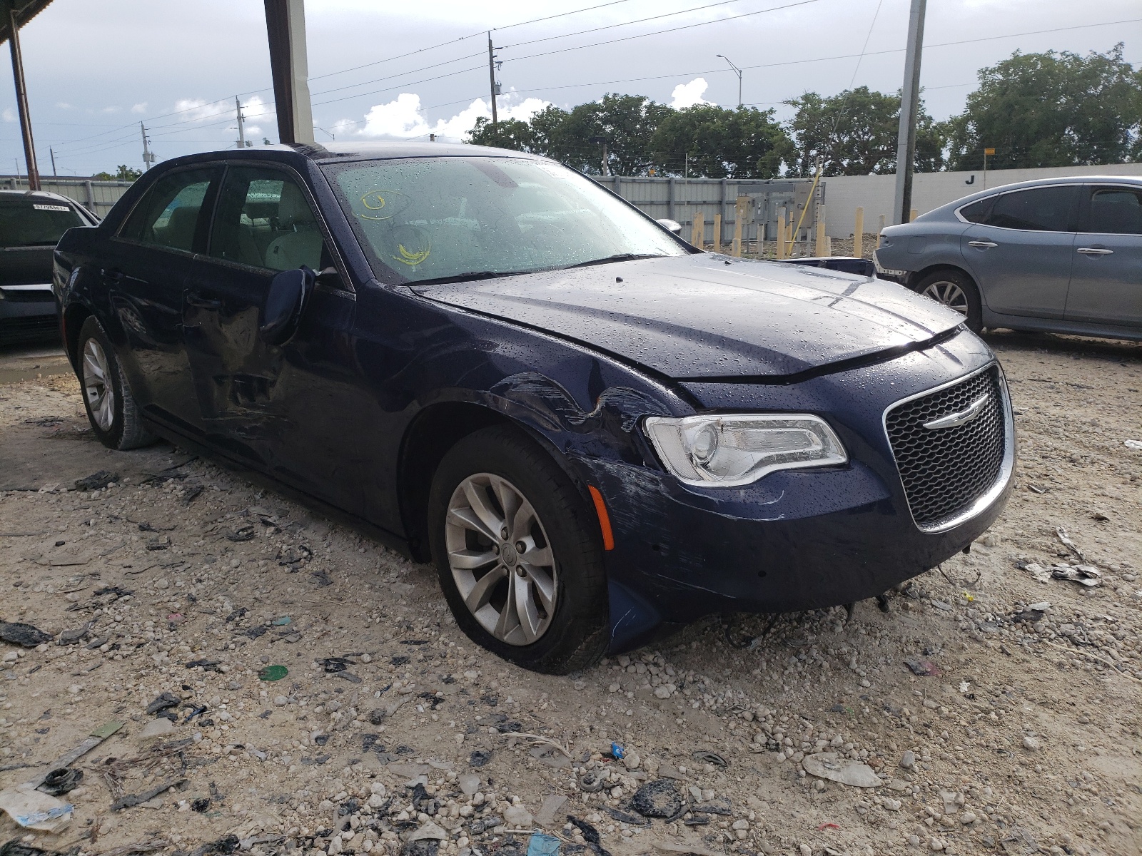 Фото 1 с аукциона – 2016 CHRYSLER 300 LIMITE с VIN 2C3CCAAG4GH212495