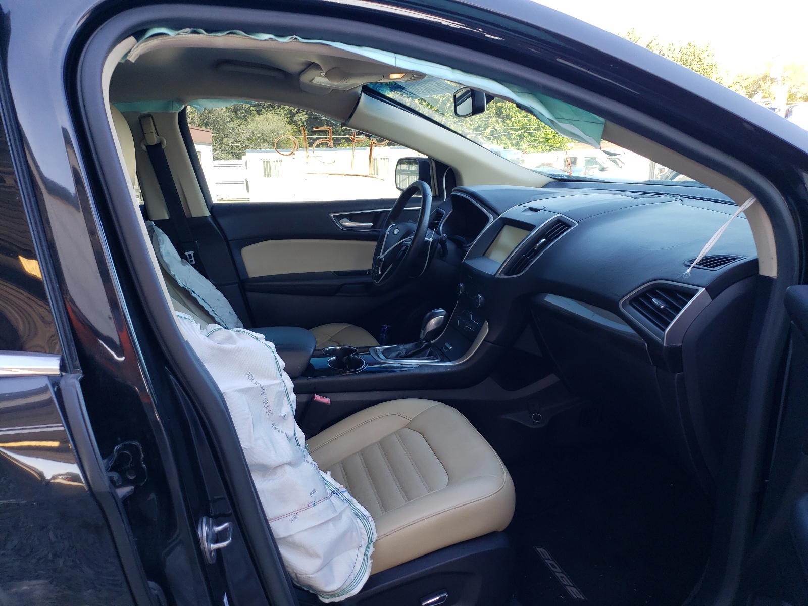 Photo 5 from auction – 2015 FORD EDGE SEL with VIN 2FMTK3J8XFBB32523