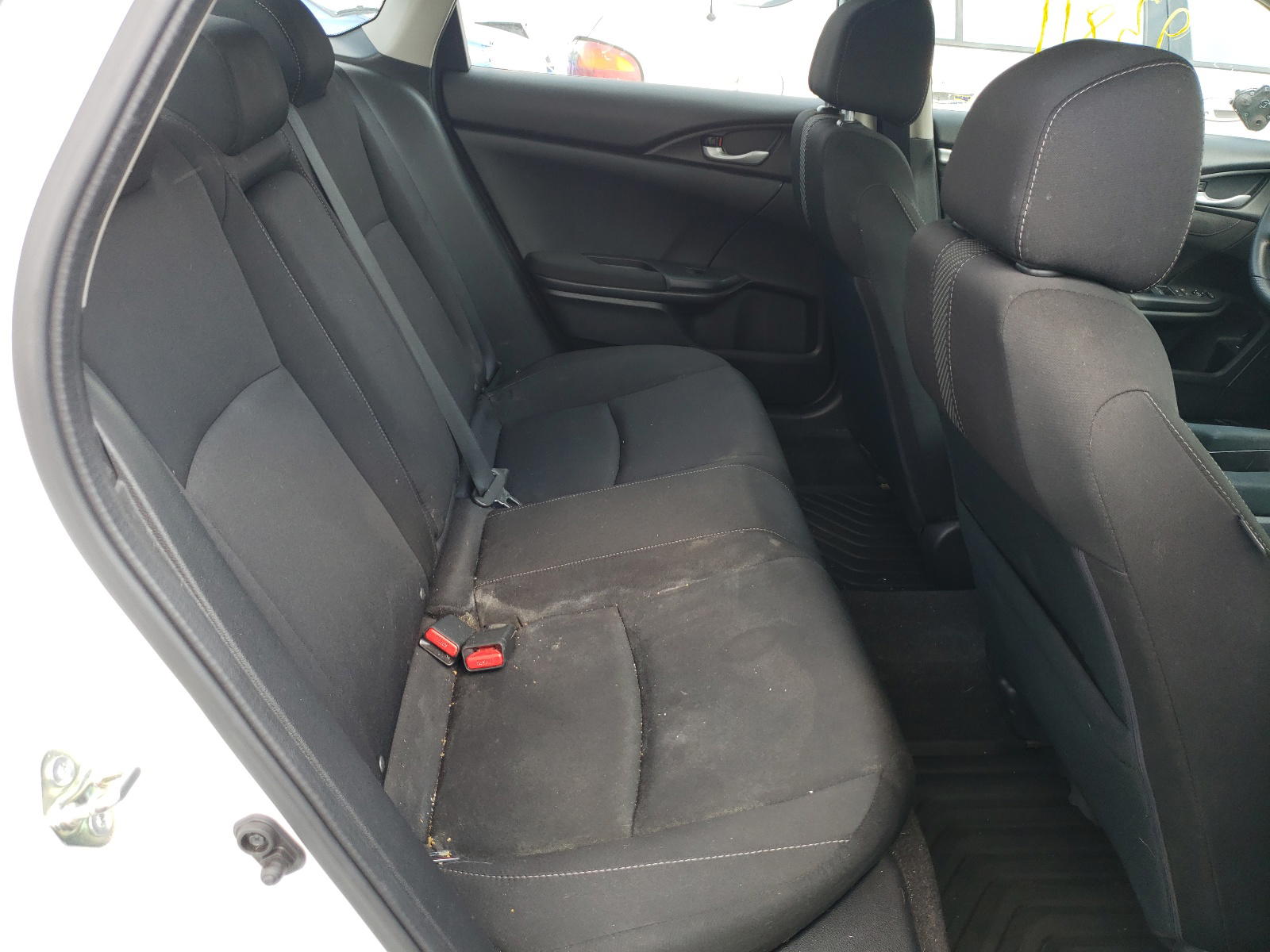 Photo 6 from auction – 2016 HONDA CIVIC EX with VIN 19XFC2F76GE013578