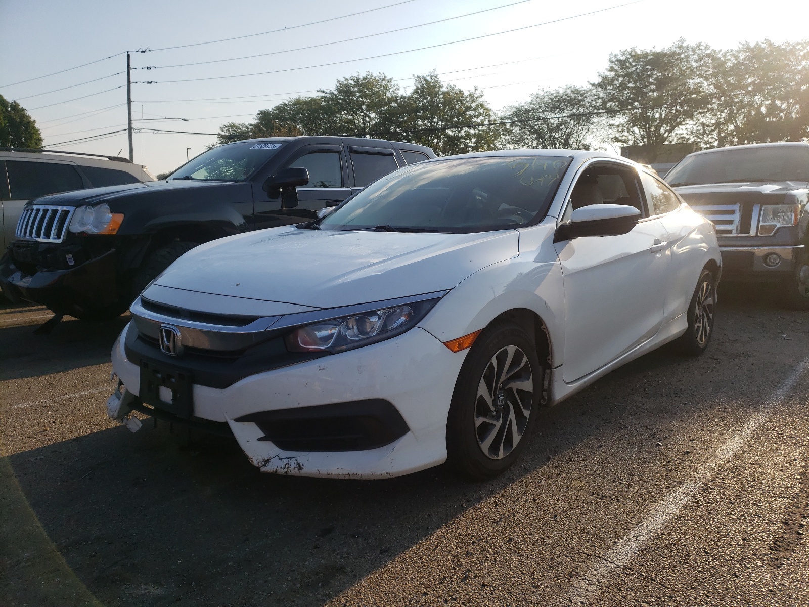 Photo 2 from auction – 2016 HONDA CIVIC LX with VIN 2HGFC4B56GH306855