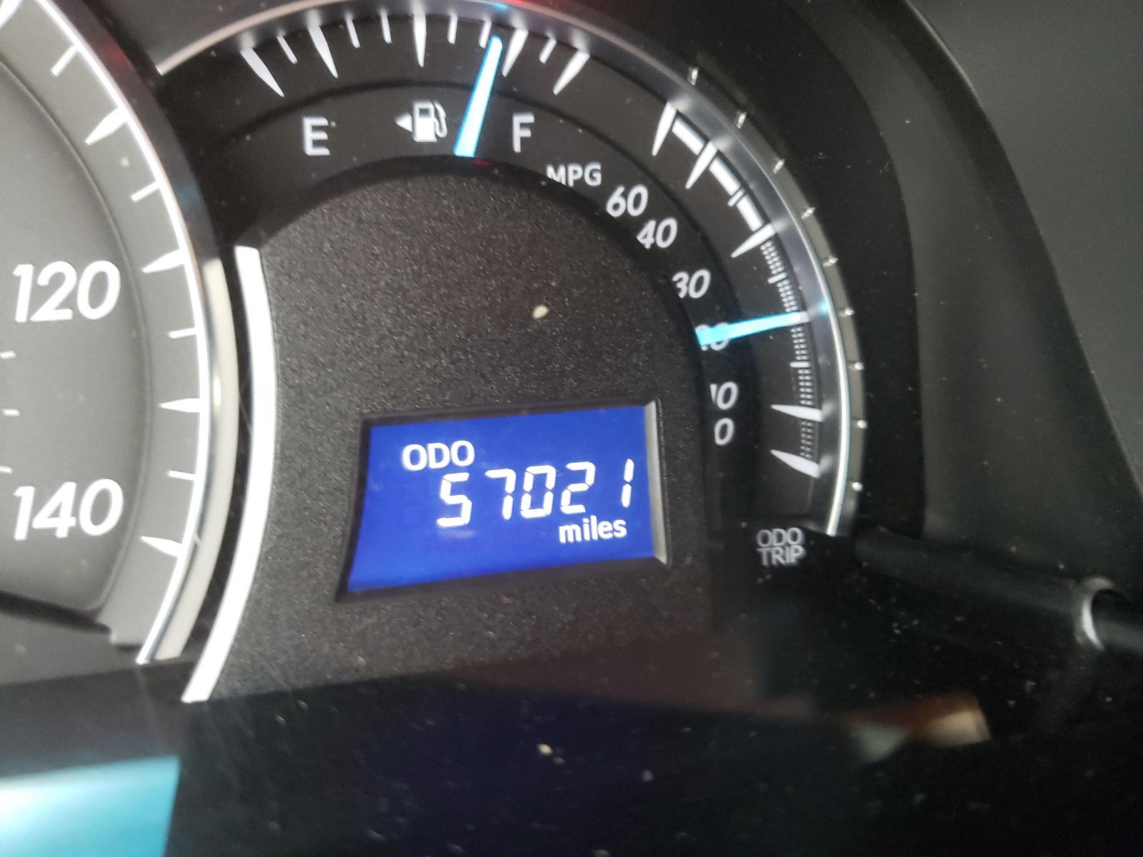 Photo 8 from auction – 2012 TOYOTA CAMRY BASE with VIN 4T4BF1FK0CR215169