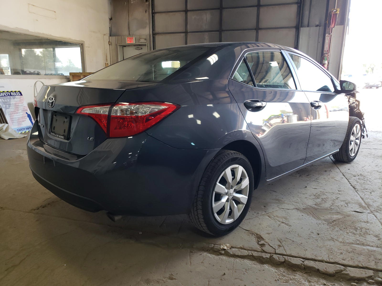 Photo 4 from auction – 2015 TOYOTA COROLLA L with VIN 5YFBURHE4FP236246