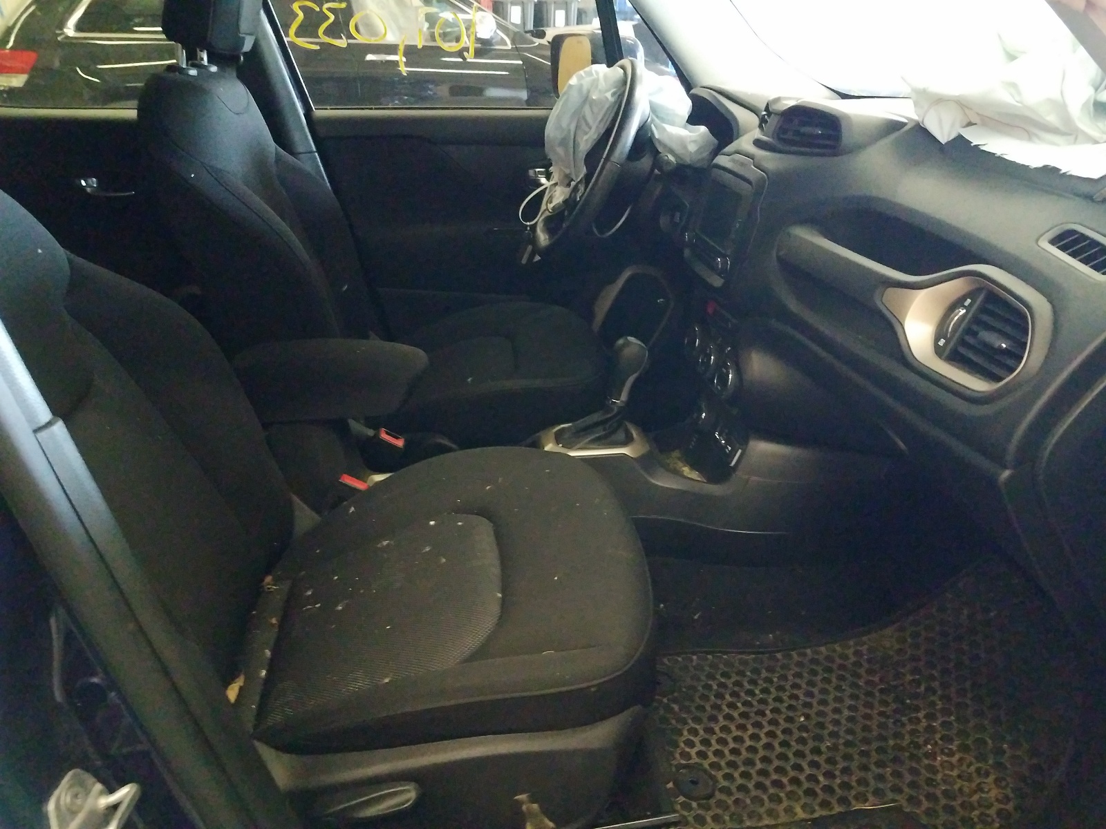 Photo 5 from auction – 2016 JEEP RENEGADE L with VIN ZACCJBBT1GPD22485