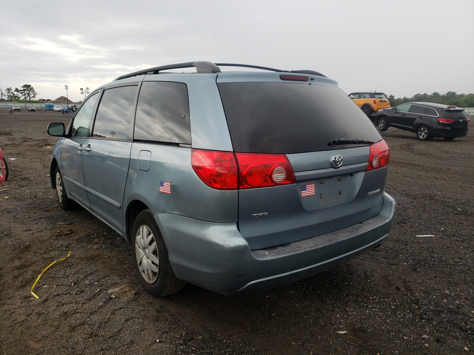 Photo 3 from auction – 2009 TOYOTA SIENNA CE with VIN 5TDZK23C29S250076