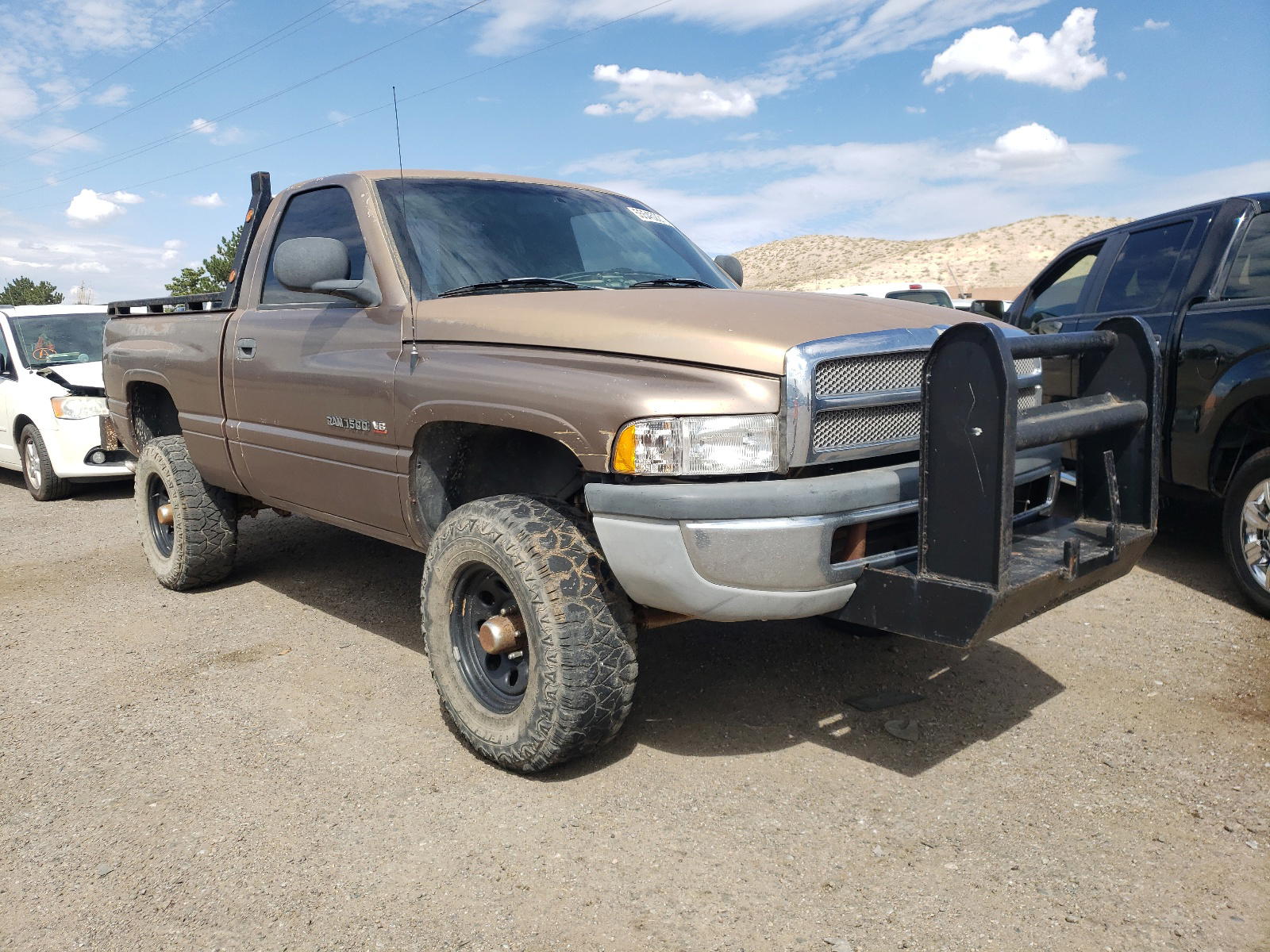 DODGE RAM 1500 2001 with VIN 1B7HF16Z51S638151 - Photo from auction