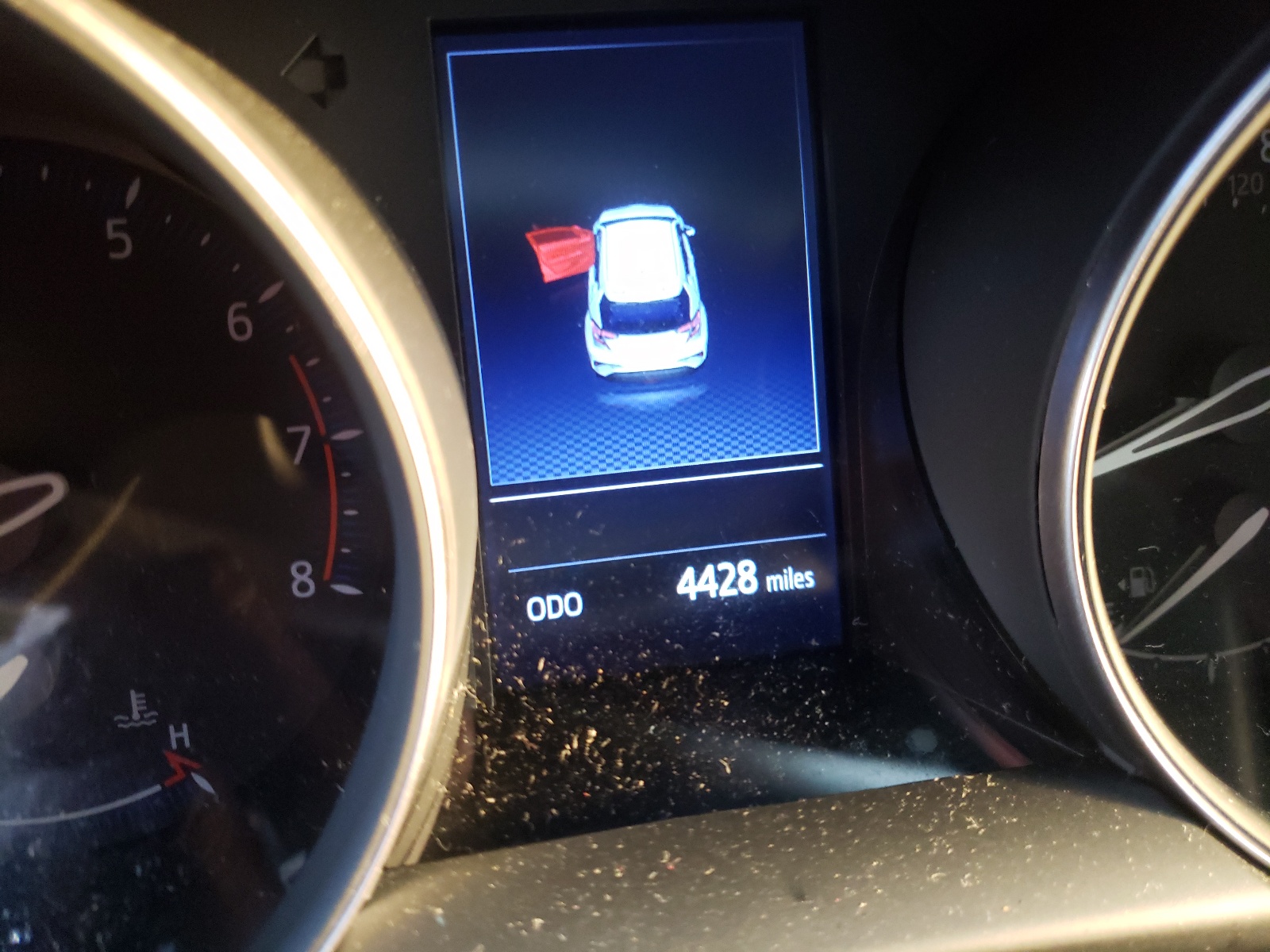 Photo 8 from auction – 2019 TOYOTA C-HR XLE with VIN NMTKHMBX1KR092561