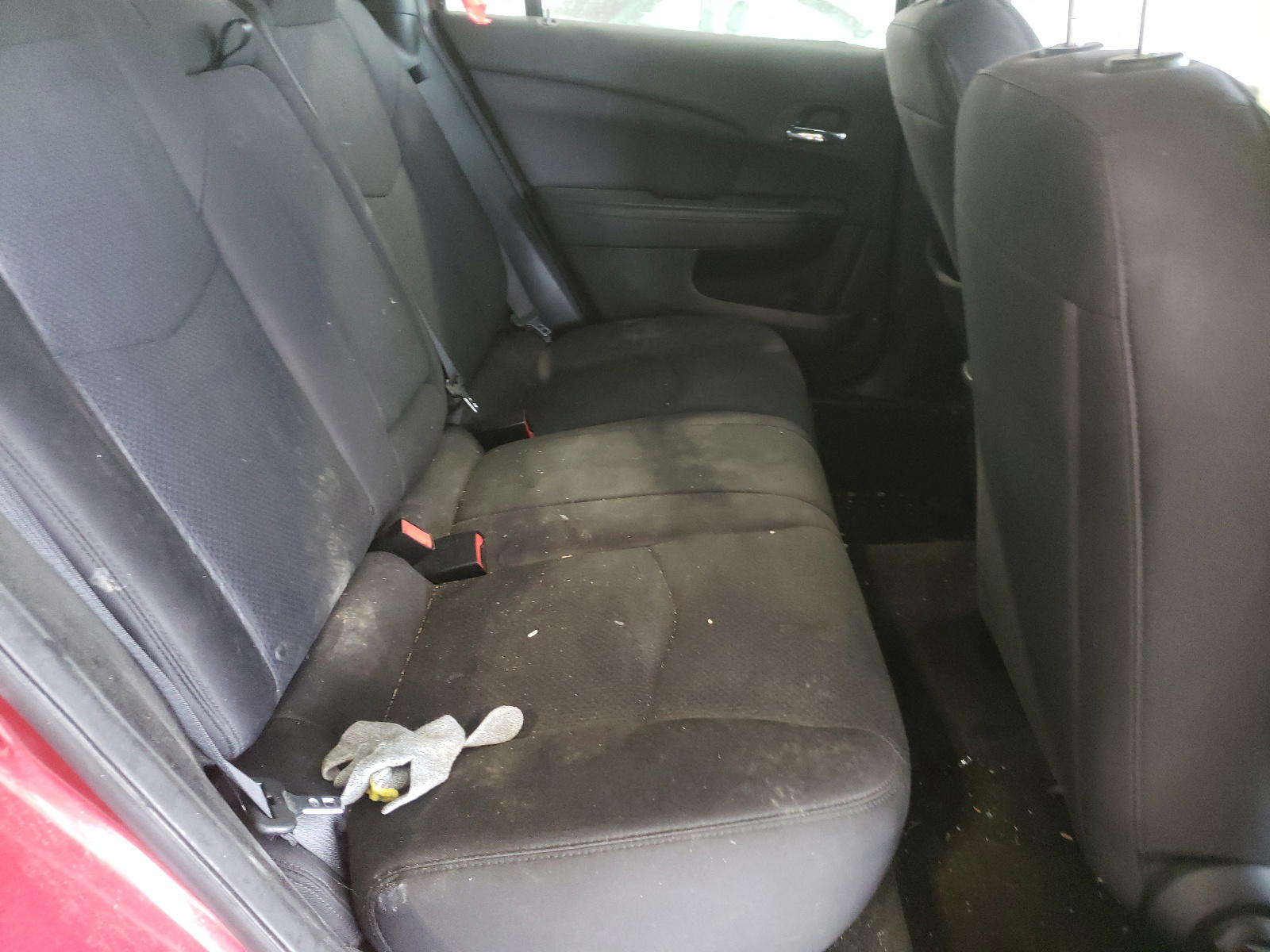 Photo 6 from auction – 2013 CHRYSLER 200 TOURIN with VIN 1C3CCBBG9DN531981