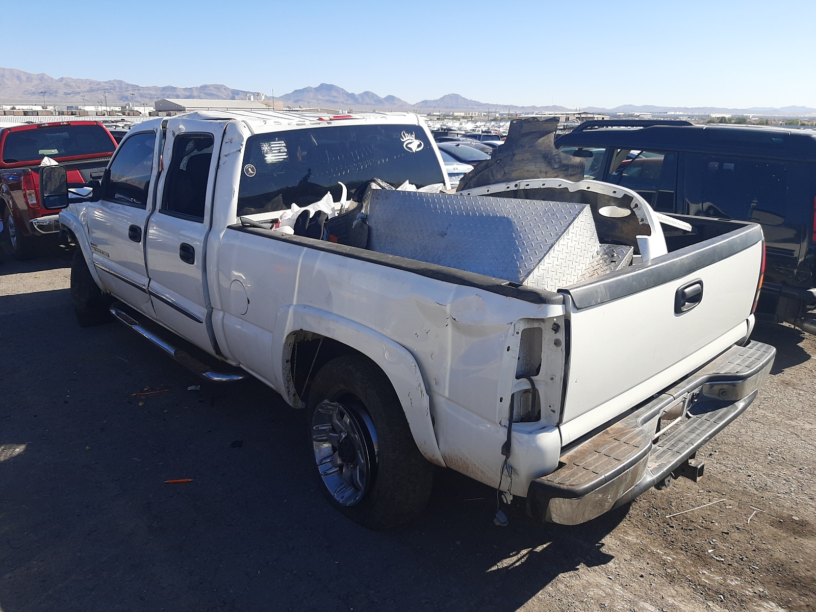 Photo 3 from auction – 2006 GMC SIERRA K25 with VIN 1GTHK23286F111584