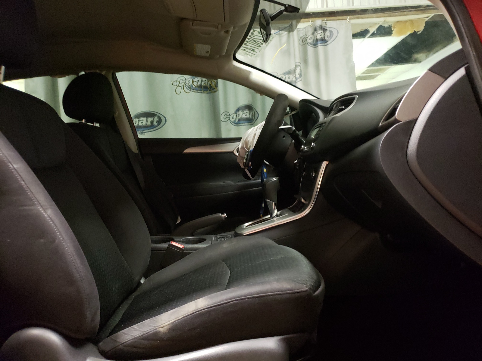 Photo 5 from auction – 2015 NISSAN SENTRA S with VIN 3N1AB7AP2FY229073