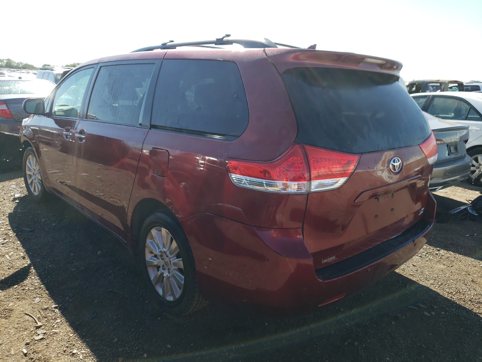 Zdjęcie 3 z aukcji – 2012 TOYOTA SIENNA XLE z VIN 5TDDK3DC0CS033034