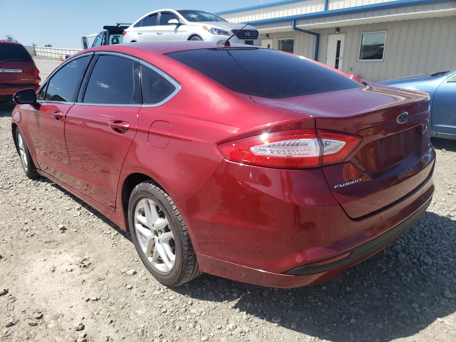 Photo 3 from auction – 2014 FORD FUSION SE with VIN 3FA6P0HD4ER134911