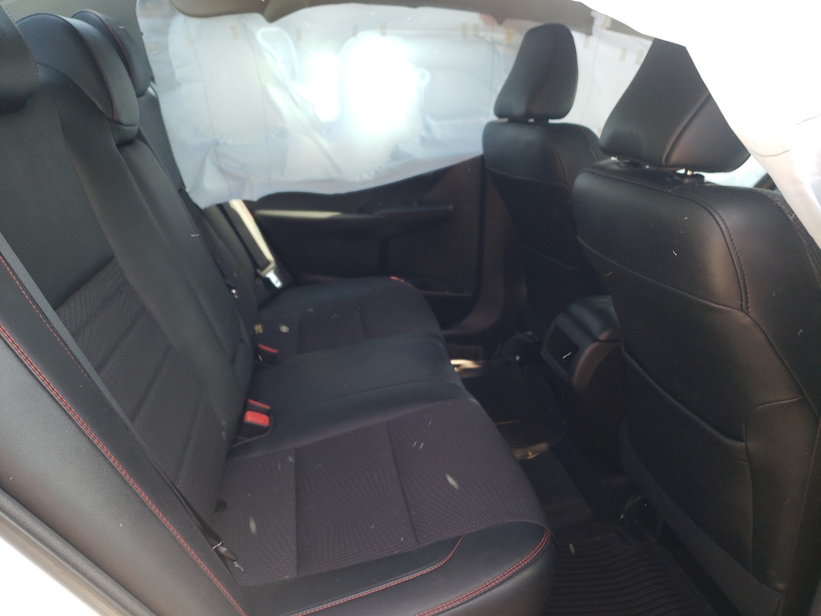 Photo 6 from auction – 2017 TOYOTA CAMRY LE with VIN 4T1BF1FK0HU370449