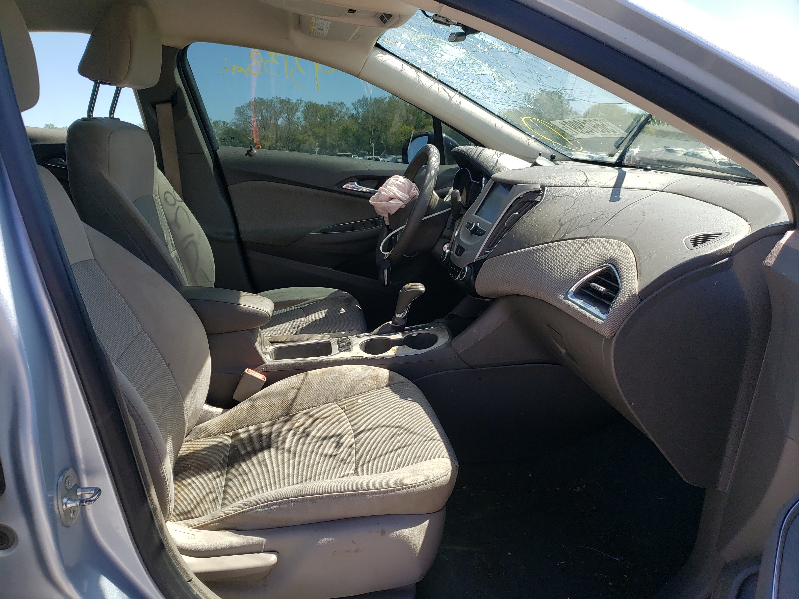 Photo 5 from auction – 2018 CHEVROLET CRUZE LS with VIN 1G1BC5SM7J7204096