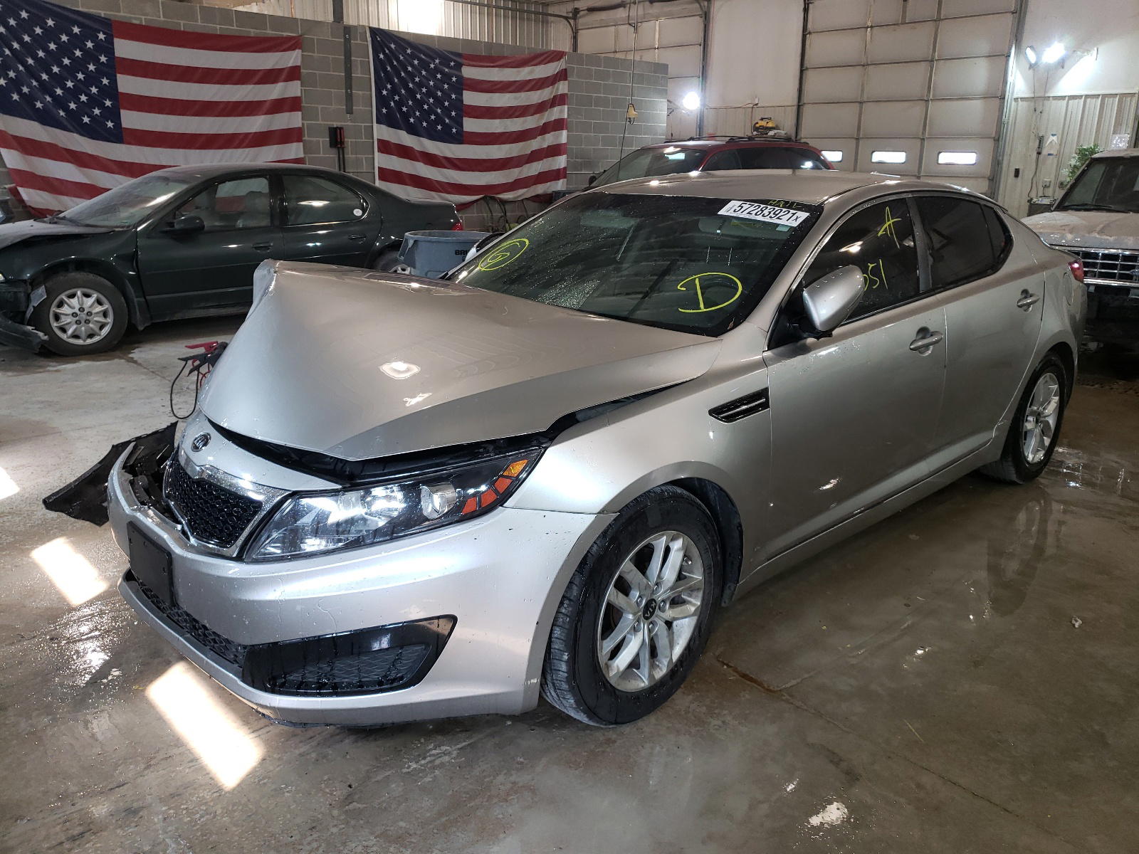Photo 2 from auction – 2011 KIA OPTIMA LX with VIN KNAGM4A74B5110932
