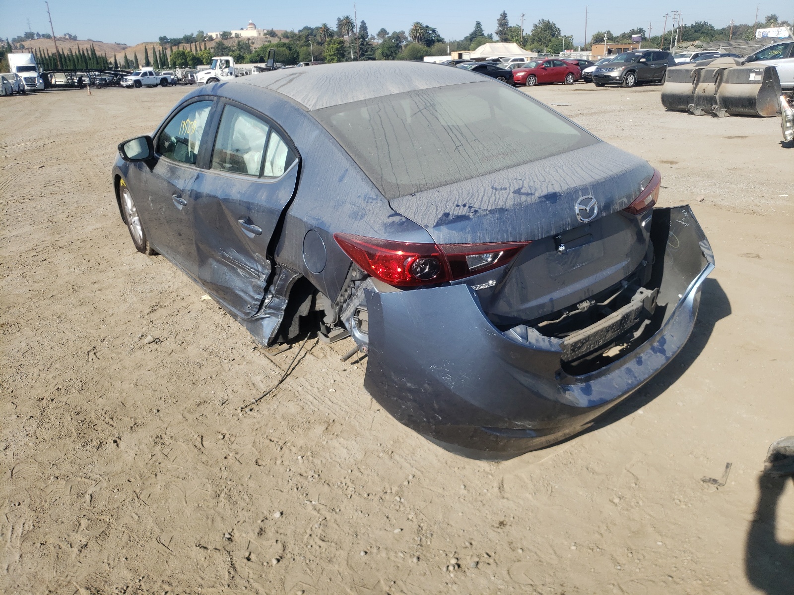 Photo 3 from auction – 2016 MAZDA 3 SPORT with VIN 3MZBM1U75GM304648