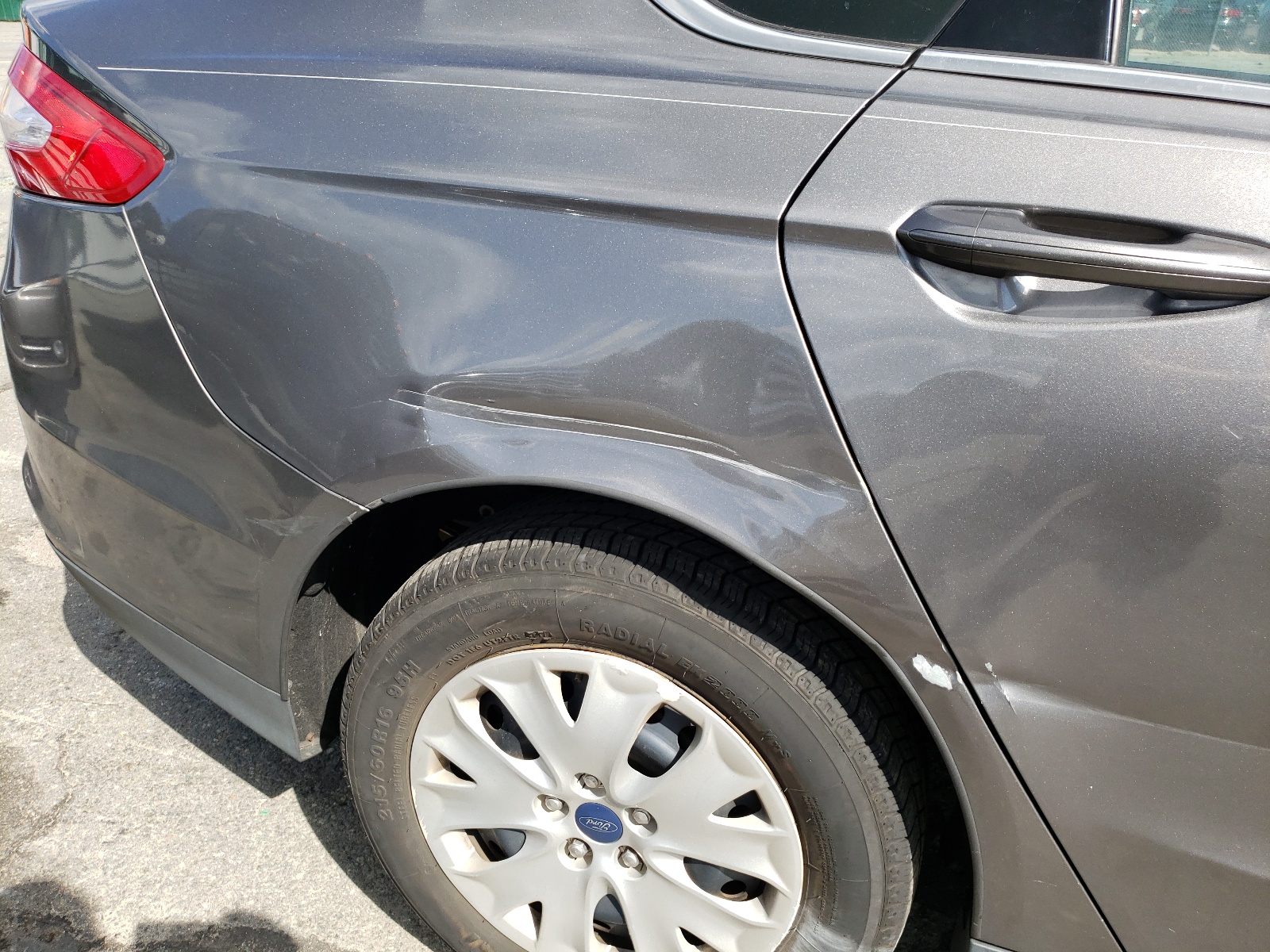 Photo 9 from auction – 2013 FORD FUSION S with VIN 3FA6P0G78DR129186