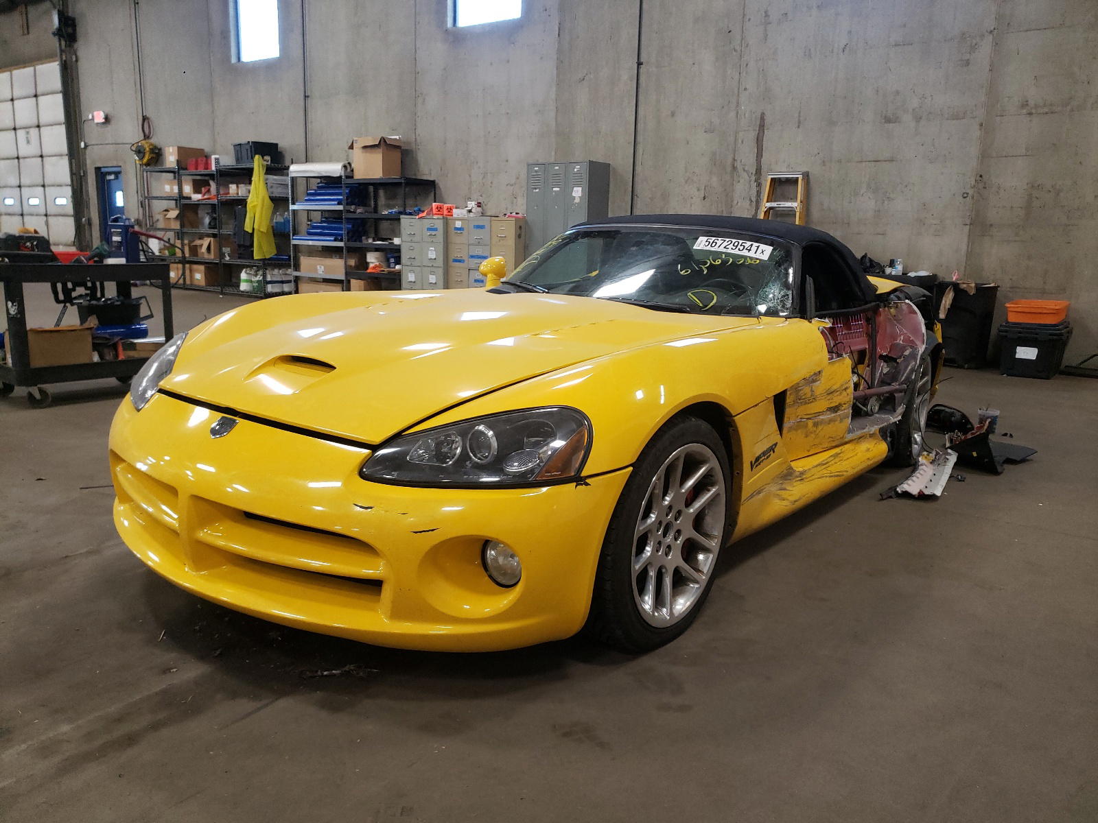 Photo 2 from auction – 2004 DODGE VIPER SRT- with VIN 1B3JZ65Z14V101644