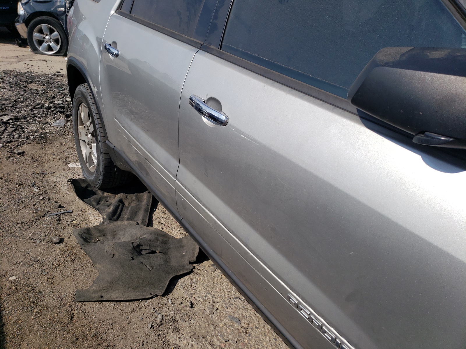 Foto 9 de la subasta – 2008 GMC ACADIA con VIN 1GKER13718J128333