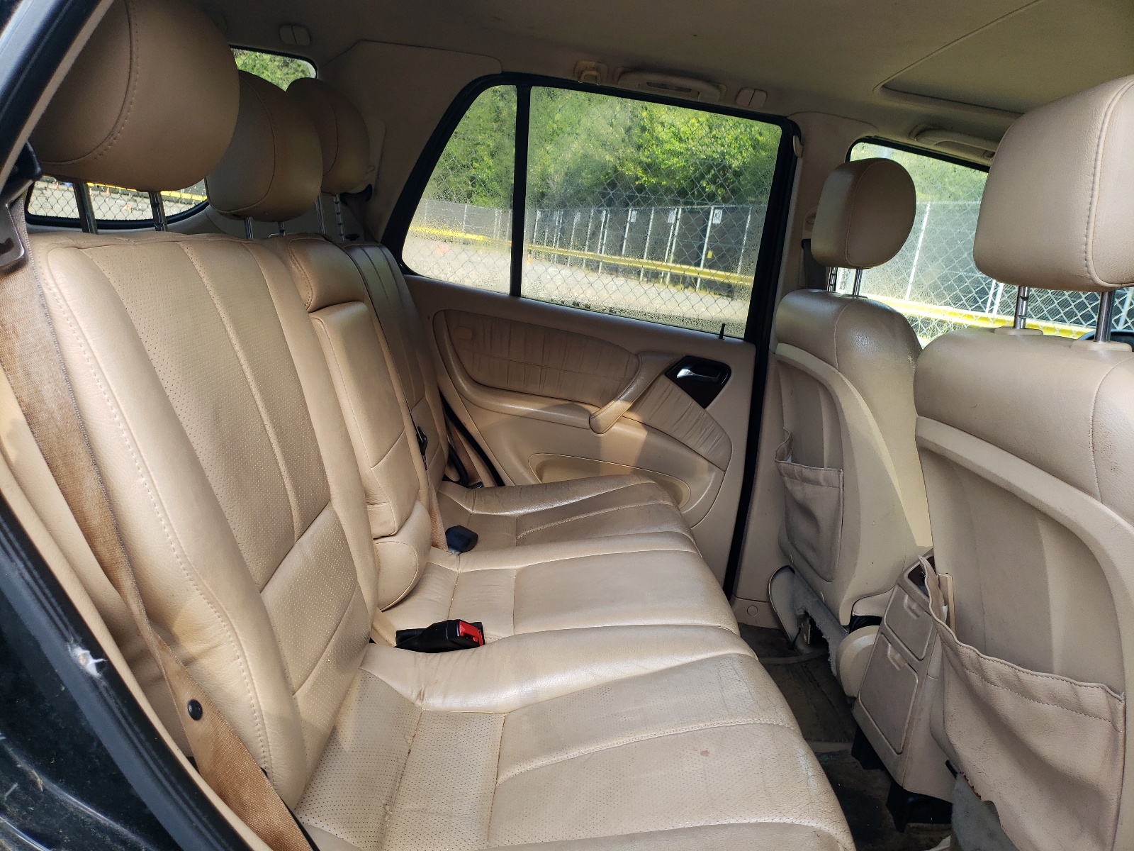 Photo 6 from auction – 2000 MERCEDES-BENZ M-CLASS with VIN 4JGAB54E3YA198043