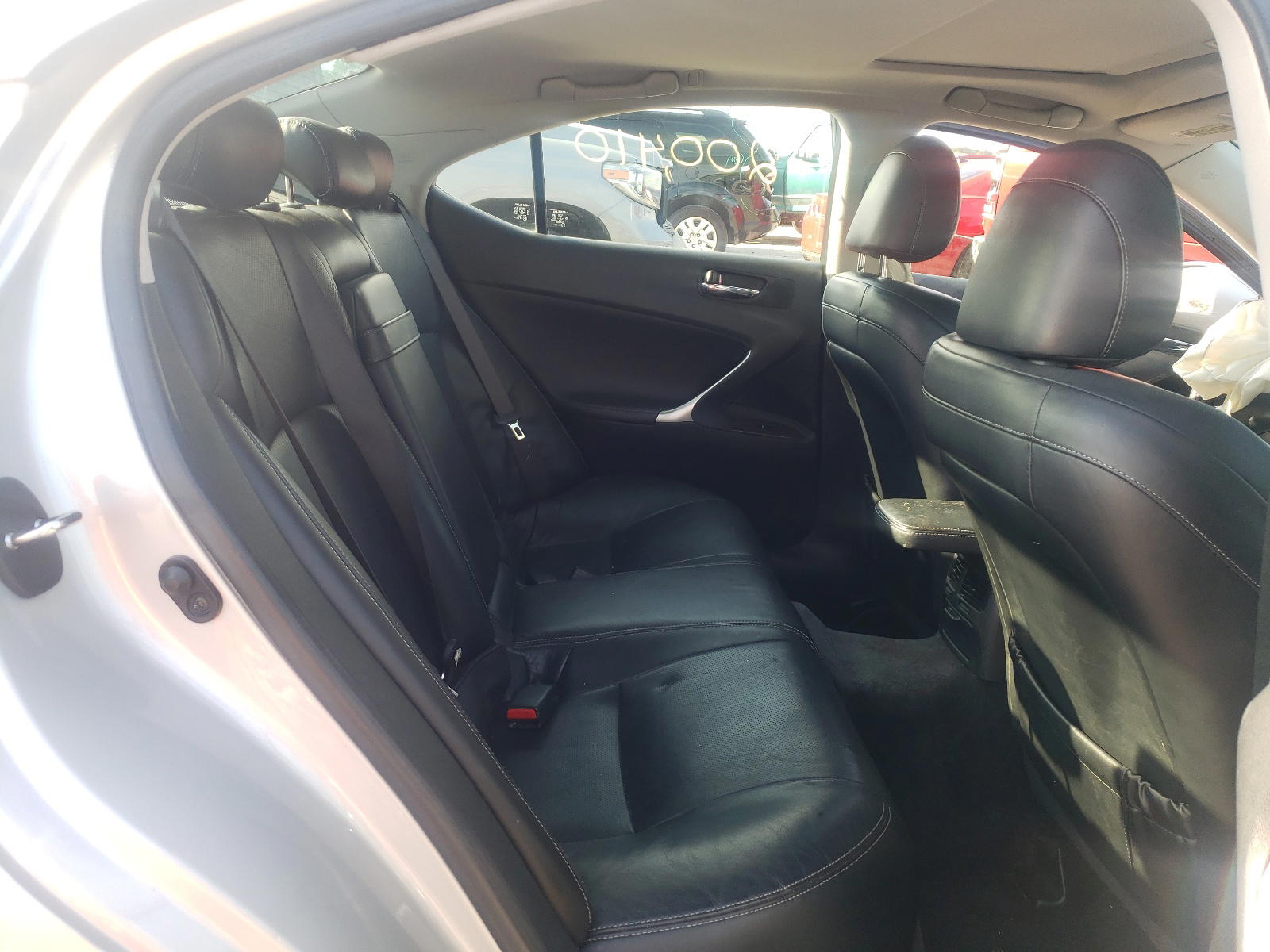 Photo 6 from auction – 2009 LEXUS IS 250 with VIN JTHCK262792030950