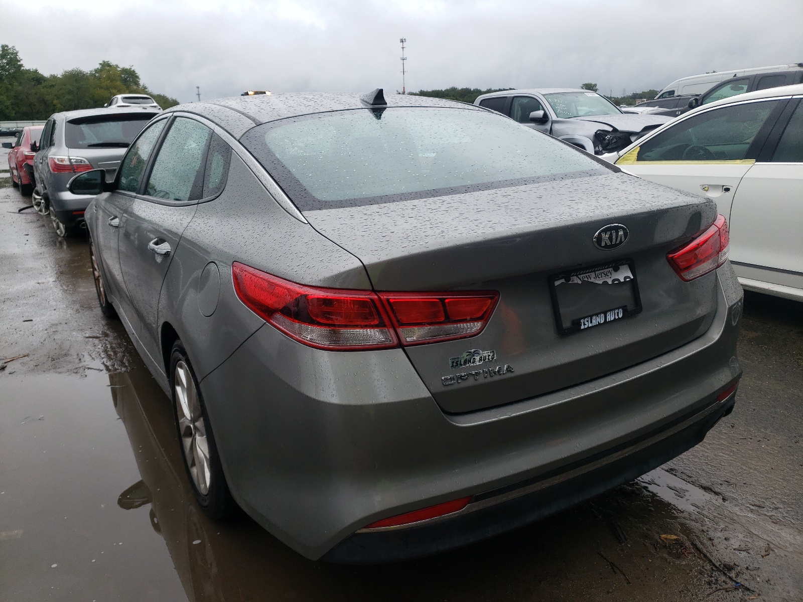 Photo 3 from auction – 2017 KIA OPTIMA LX with VIN 5XXGT4L35HG164700