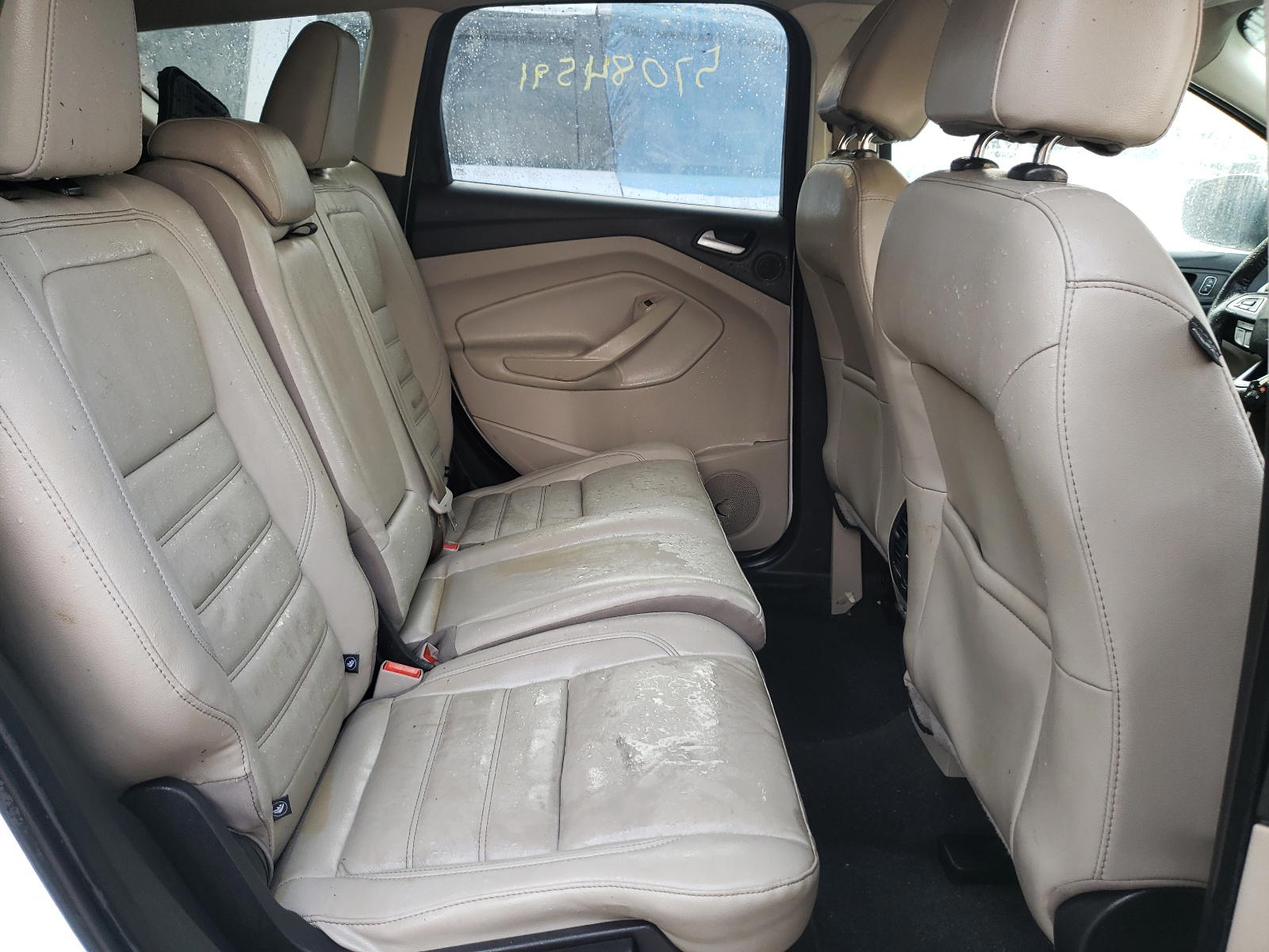 Photo 6 from auction – 2017 FORD ESCAPE SE with VIN 1FMCU9GD1HUD99404