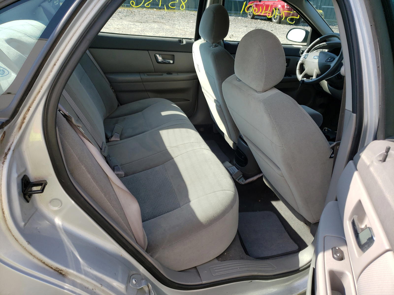 Photo 6 from auction – 2003 FORD TAURUS LX with VIN 1FAFP52283G153681