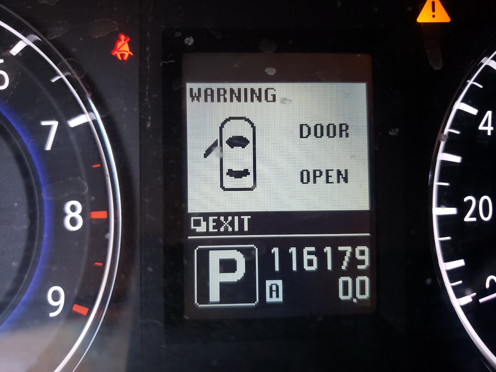 Photo 8 from auction – 2010 INFINITI G37 BASE with VIN JN1CV6FE2AM351719