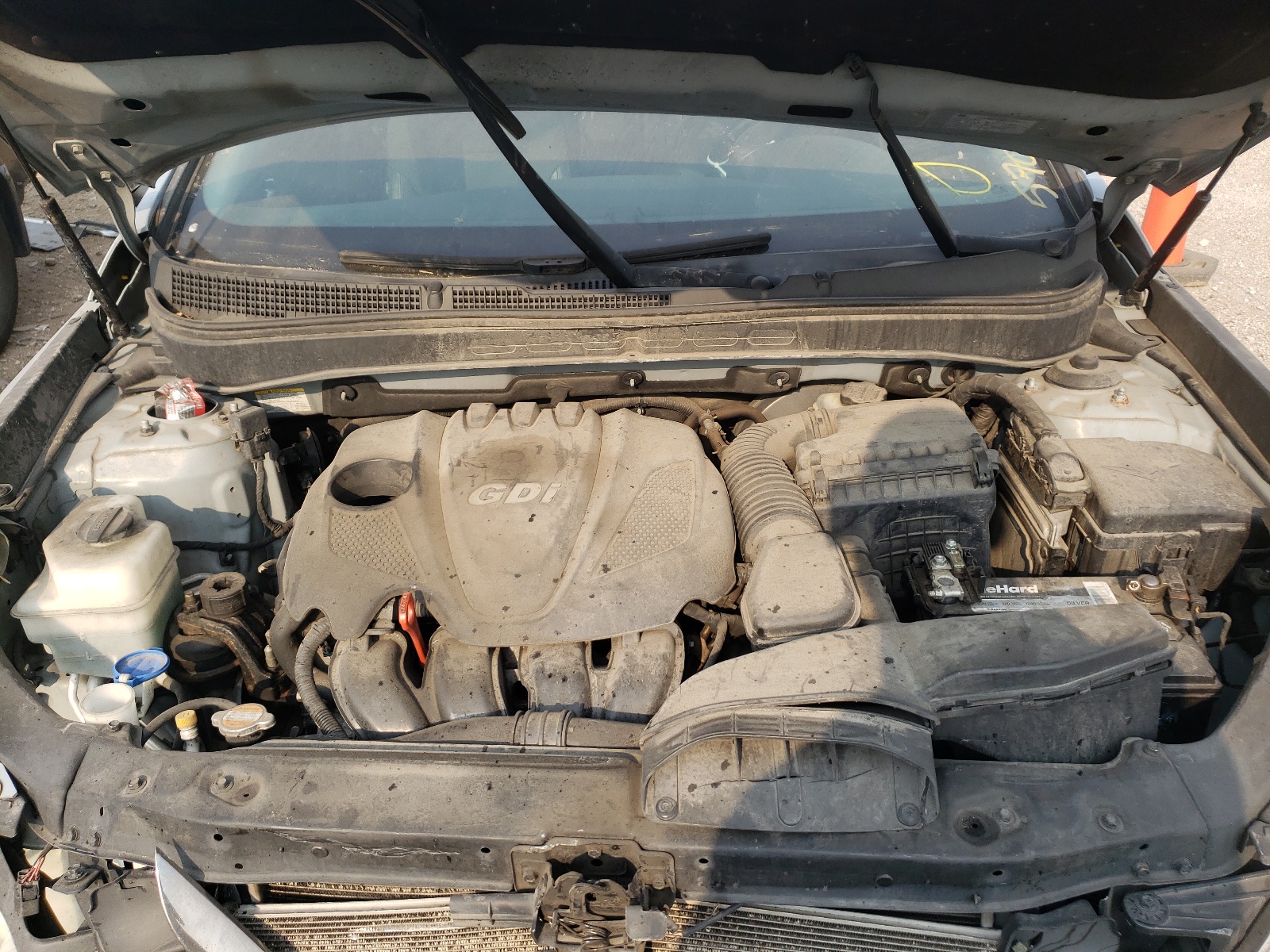 Photo 7 from auction – 2011 HYUNDAI SONATA SE with VIN 5NPEC4AC6BH142078