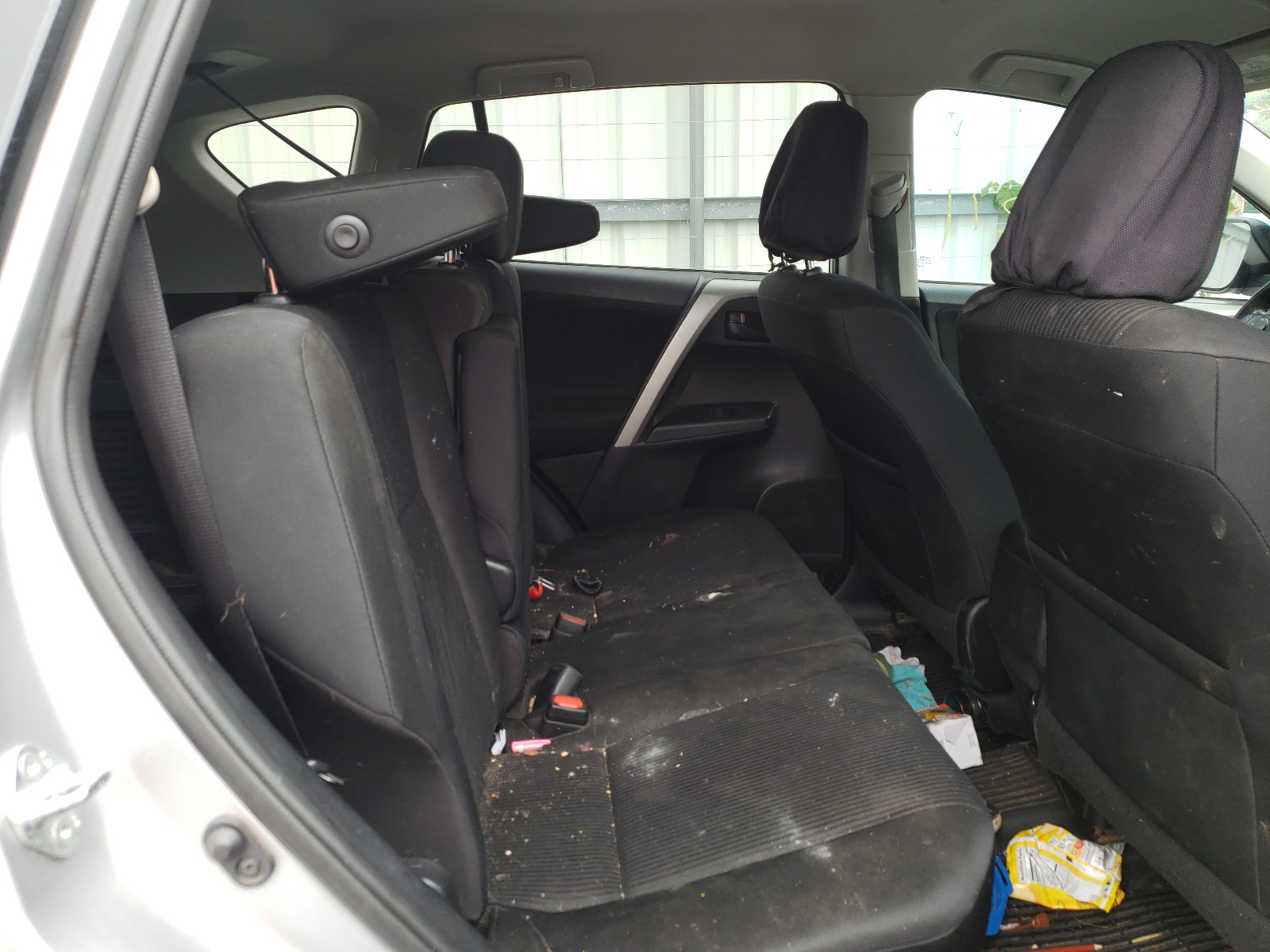 Zdjęcie 6 z aukcji – 2016 TOYOTA RAV4 LE z VIN 2T3BFREV5GW411626