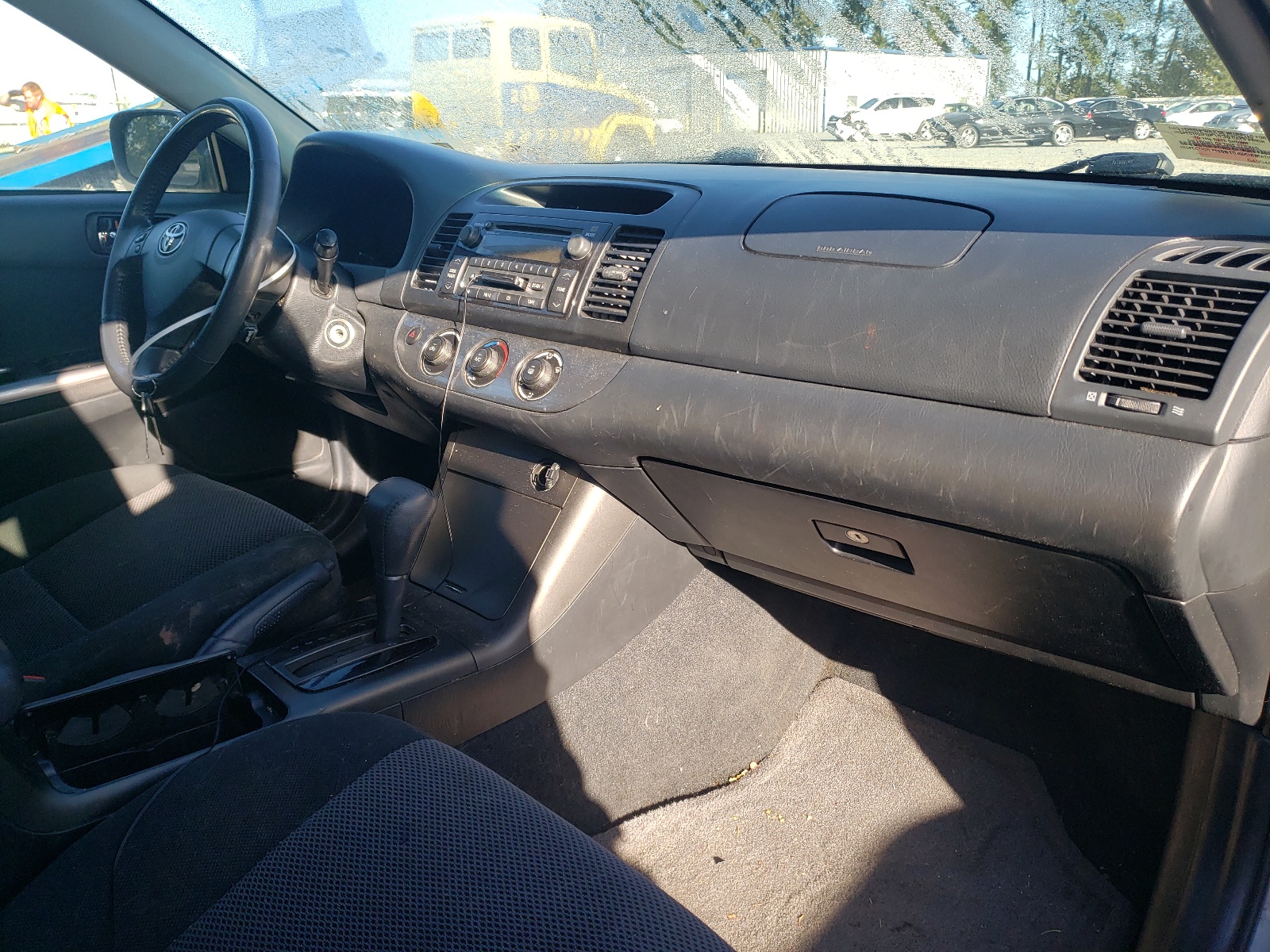Photo 9 from auction – 2006 TOYOTA CAMRY LE with VIN 4T1BE32K56U643404