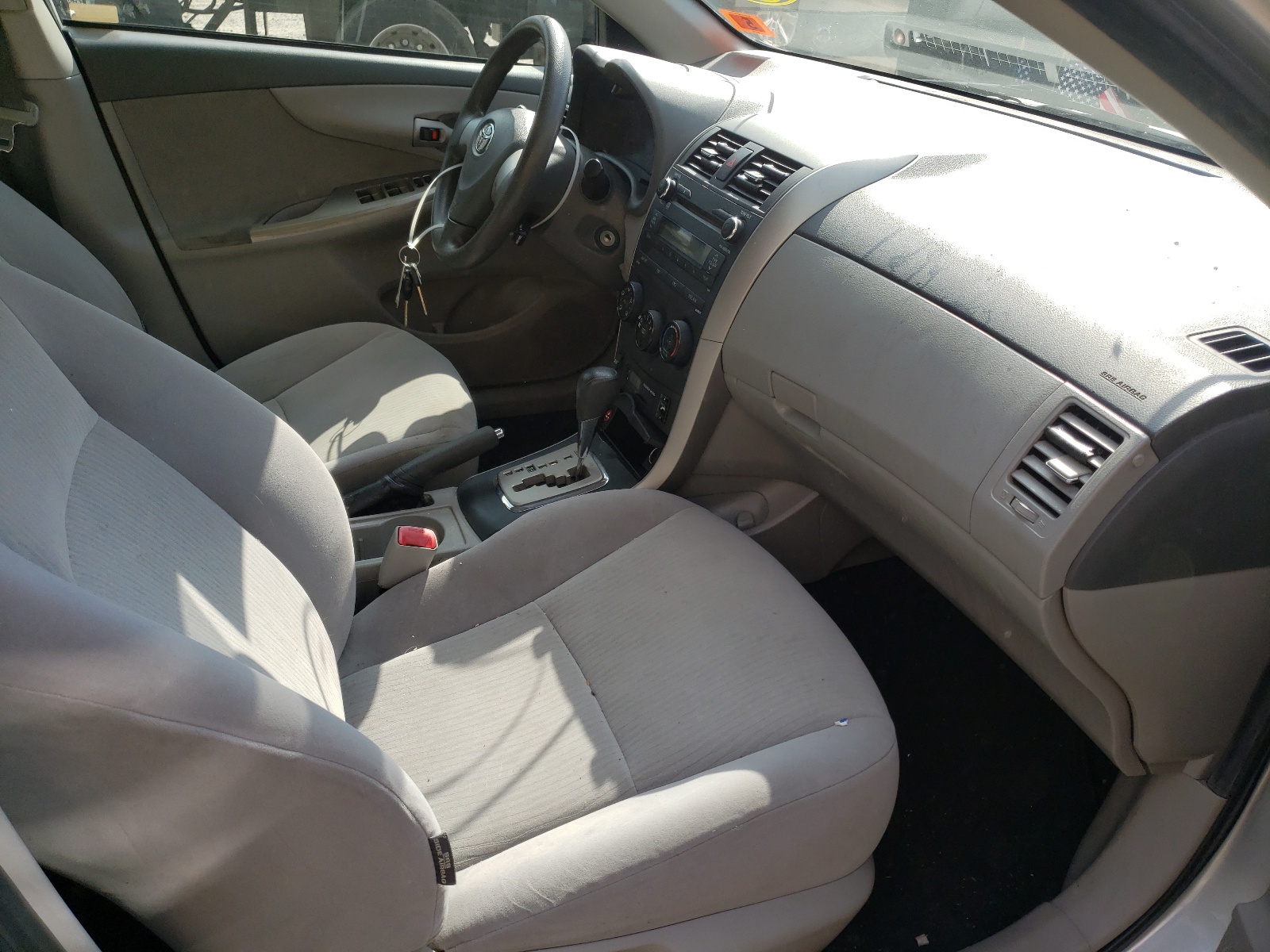 Photo 5 from auction – 2010 TOYOTA COROLLA BA with VIN JTDBU4EE4AJ064692