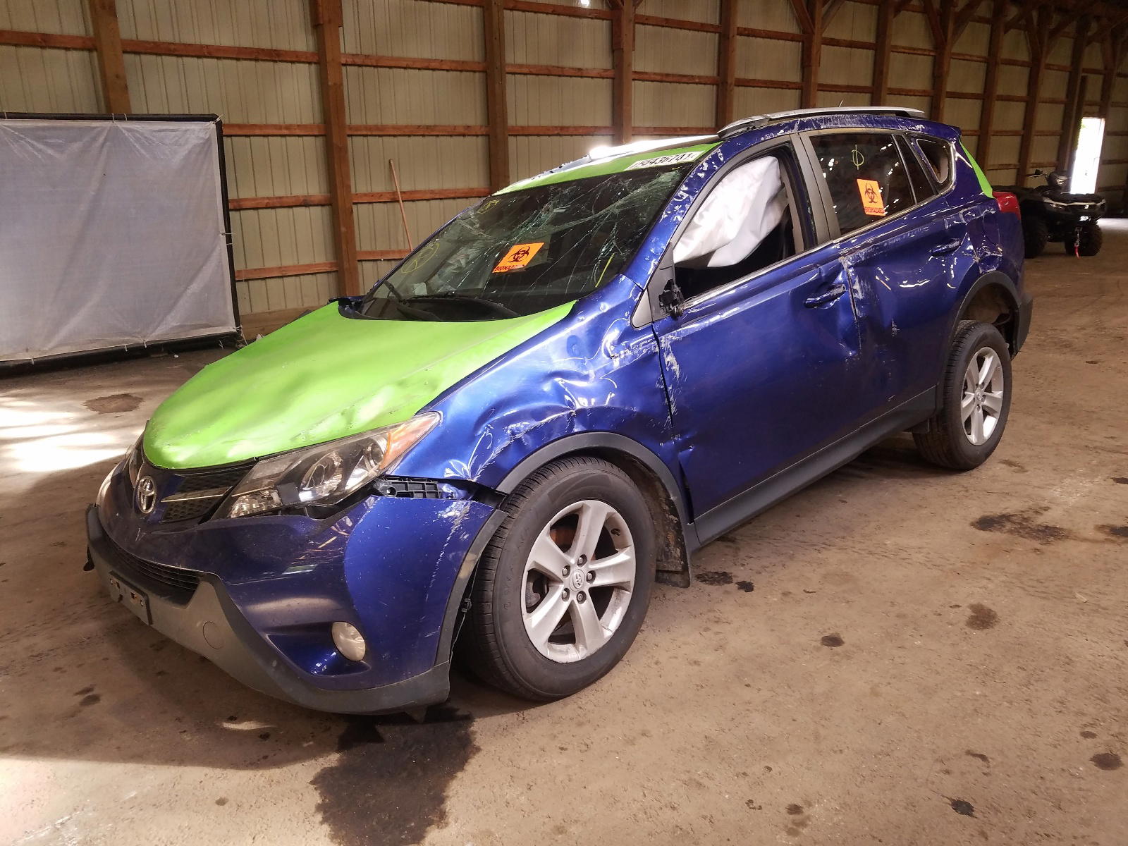 Photo 2 from auction – 2014 TOYOTA RAV4 XLE with VIN 2T3RFREV9EW196358