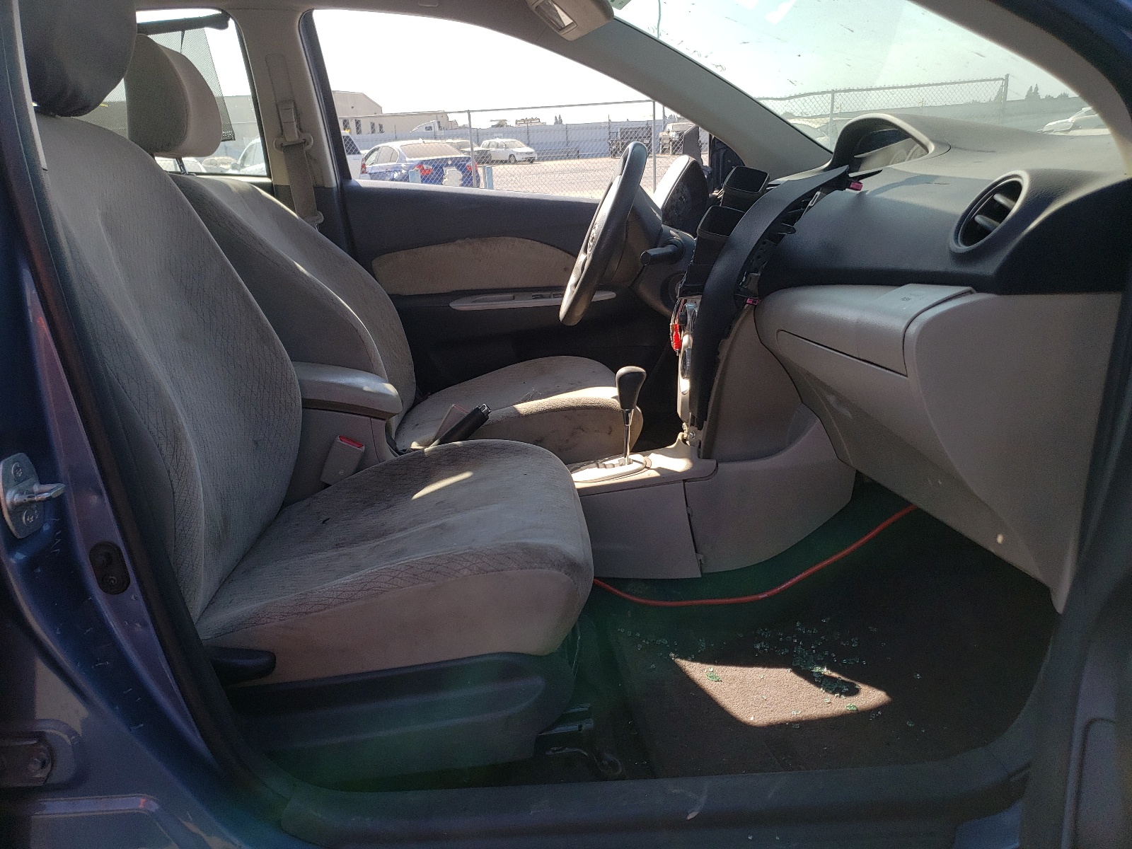 Photo 5 from auction – 2007 TOYOTA YARIS with VIN JTDBT923271160431
