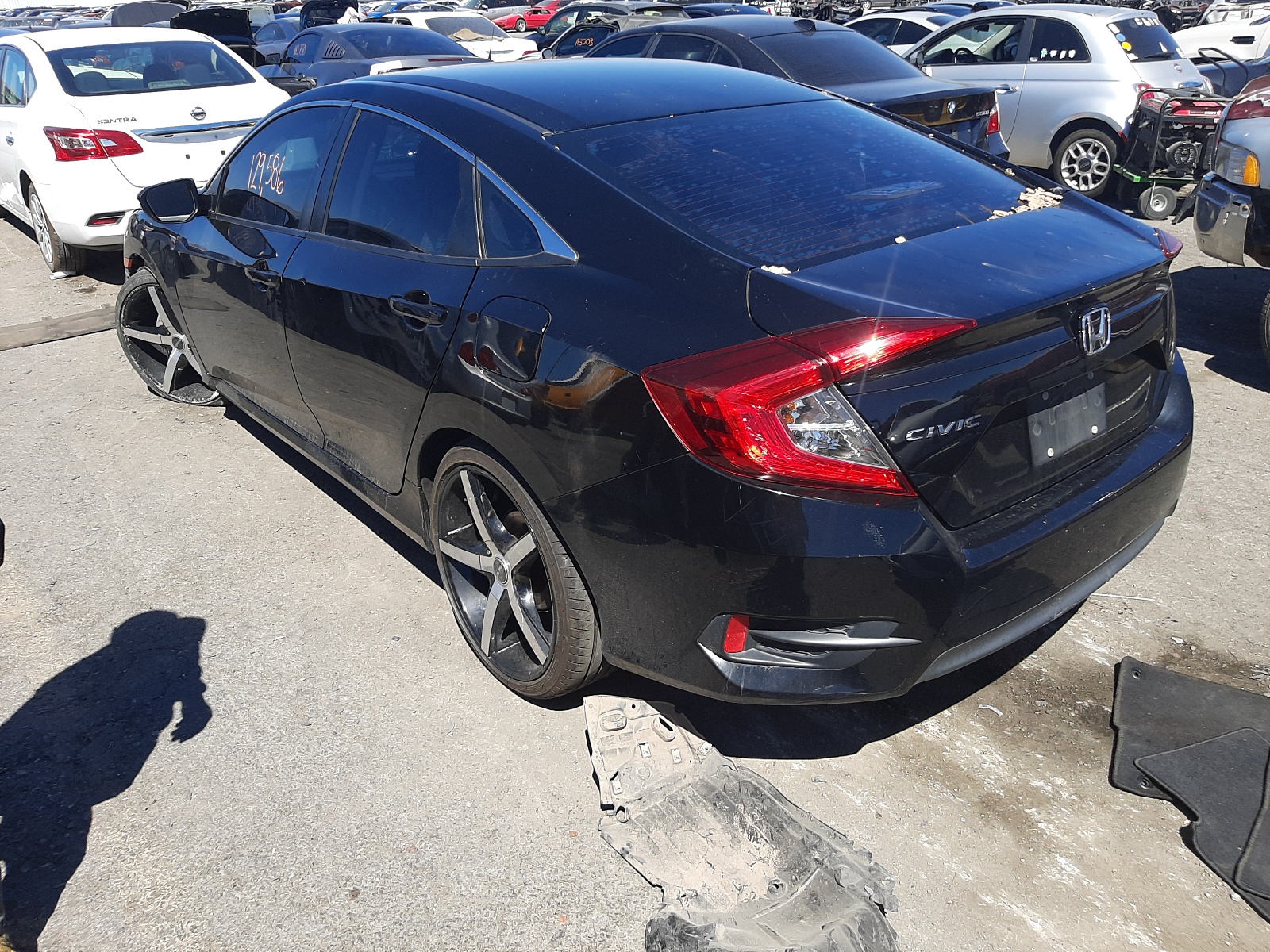 Photo 3 from auction – 2016 HONDA CIVIC LX with VIN 2HGFC2F5XGH543069