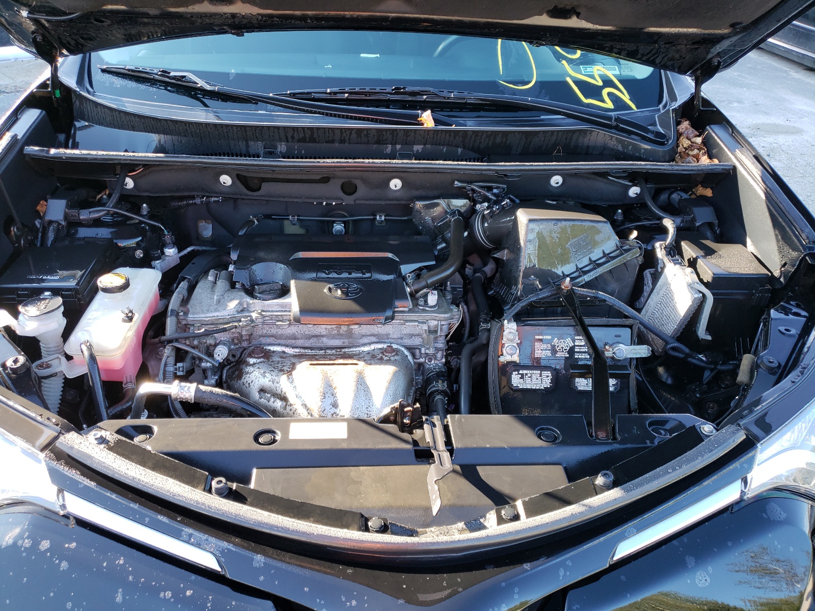 Foto 7 de la subasta – 2016 TOYOTA RAV4 LE con VIN 2T3BFREV3GW496367