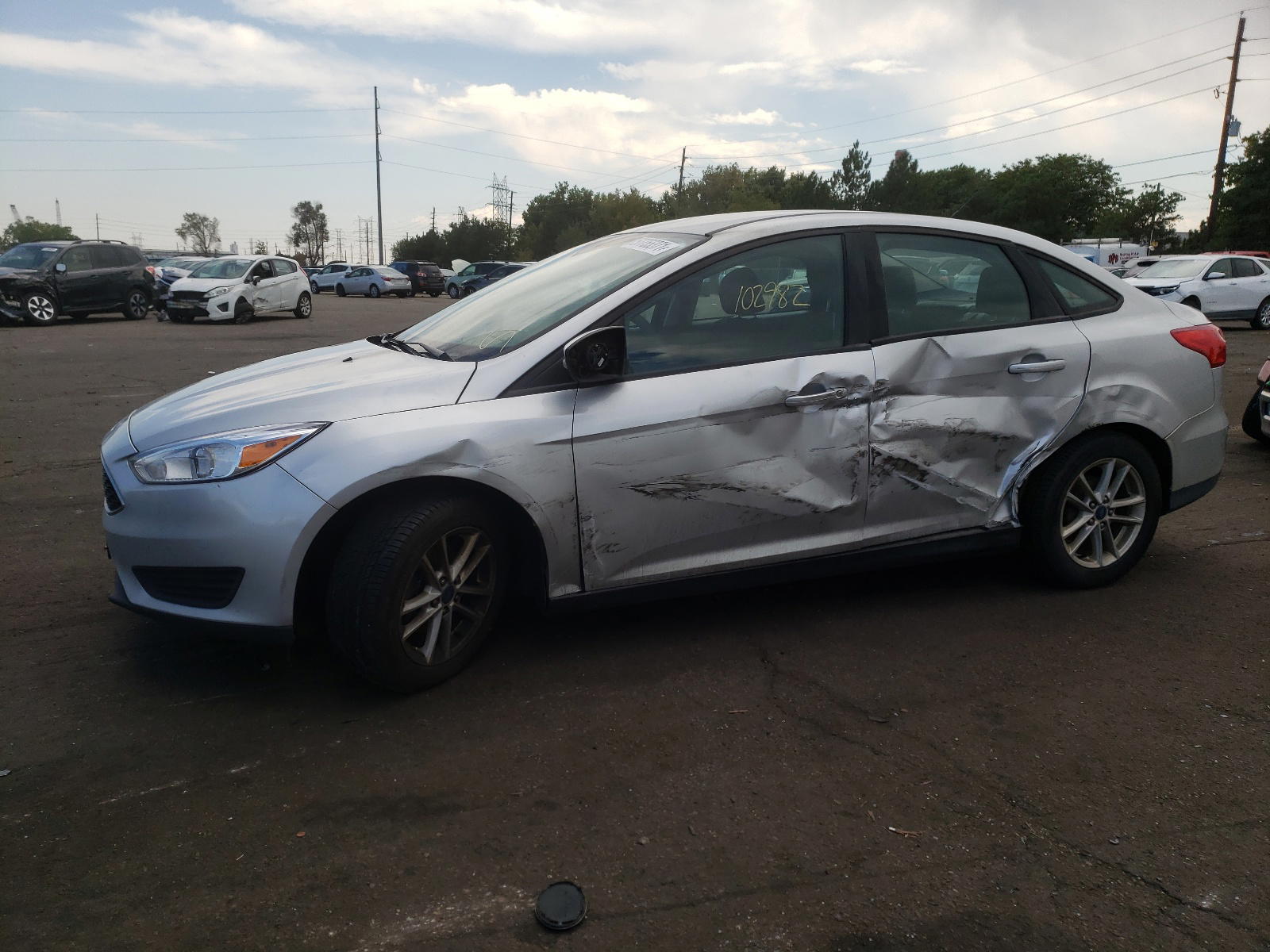 Photo 9 from auction – 2016 FORD FOCUS SE with VIN 1FADP3F28GL313903