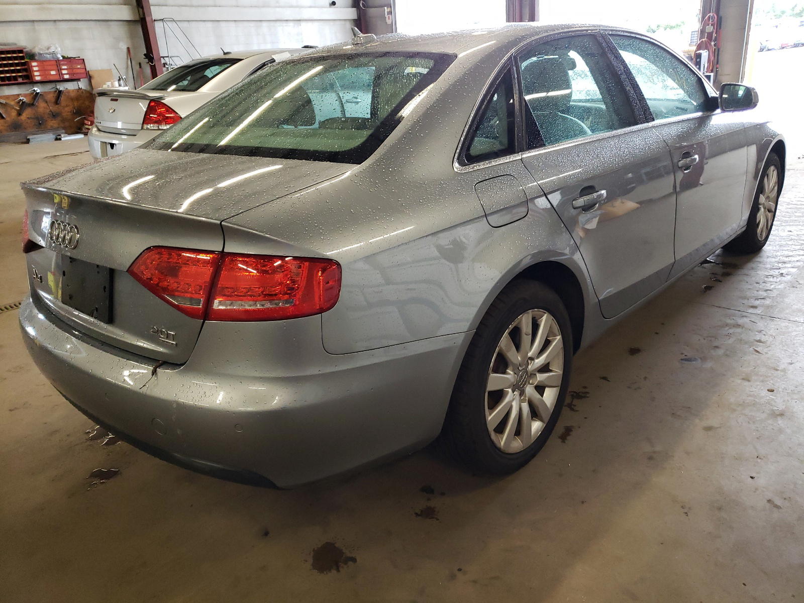 Photo 4 from auction – 2011 AUDI A4 PREMIUM with VIN WAUFFBFL0BN045996