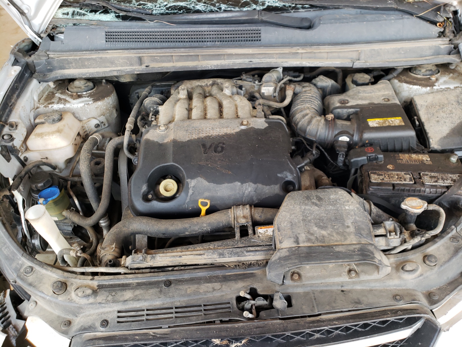 Photo 7 from auction – 2008 KIA RONDO LX with VIN KNAFG526987191373