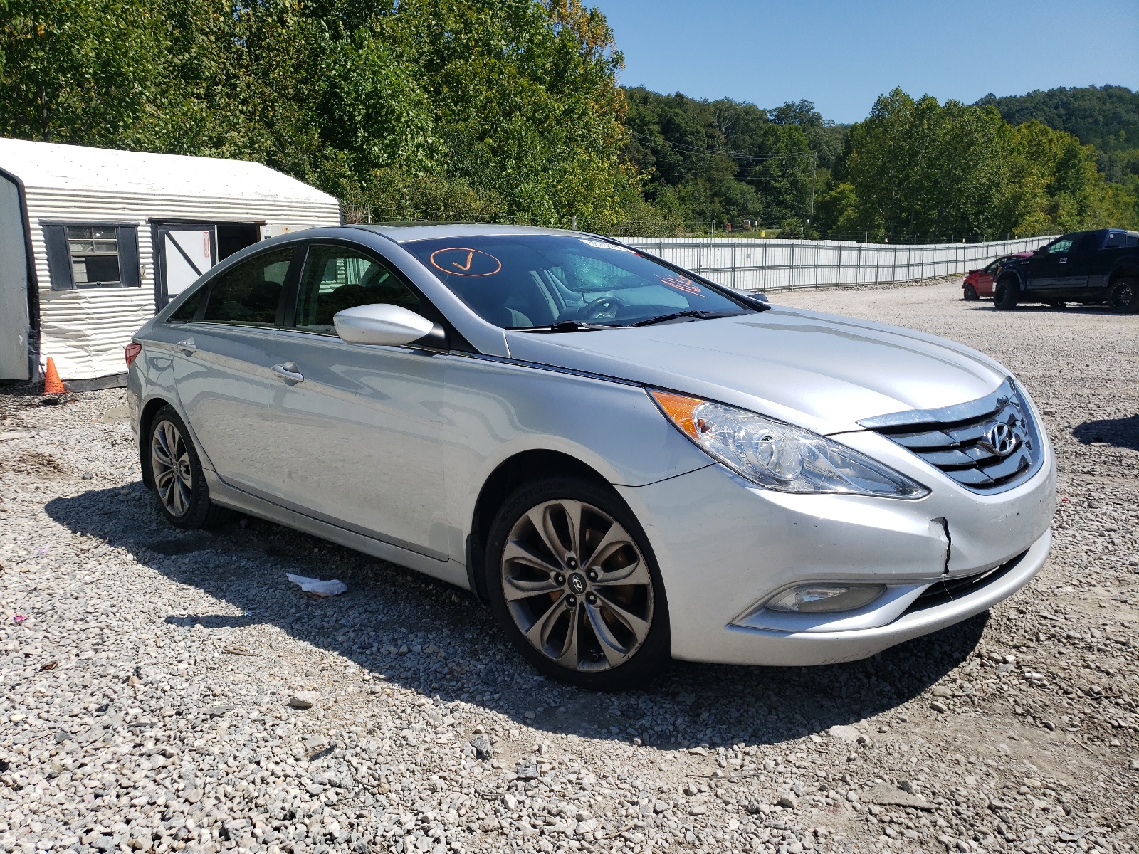 HYUNDAI SONATA SE 2013 with VIN 5NPEC4AC9DH740667 - Photo from auction