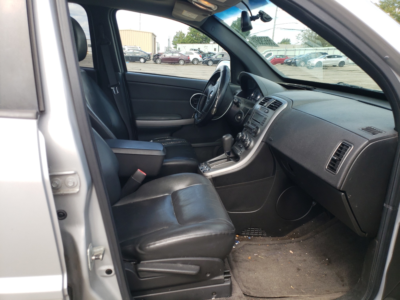 Photo 5 from auction – 2006 PONTIAC TORRENT with VIN 2CKDL73F166139807