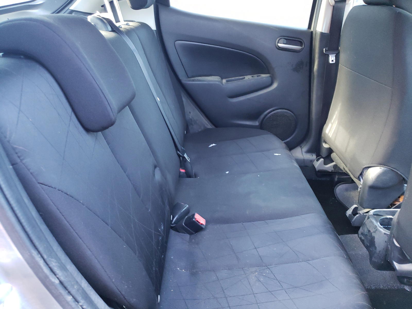 Photo 6 from auction – 2012 MAZDA MAZDA2 with VIN JM1DE1KZ9C0142954